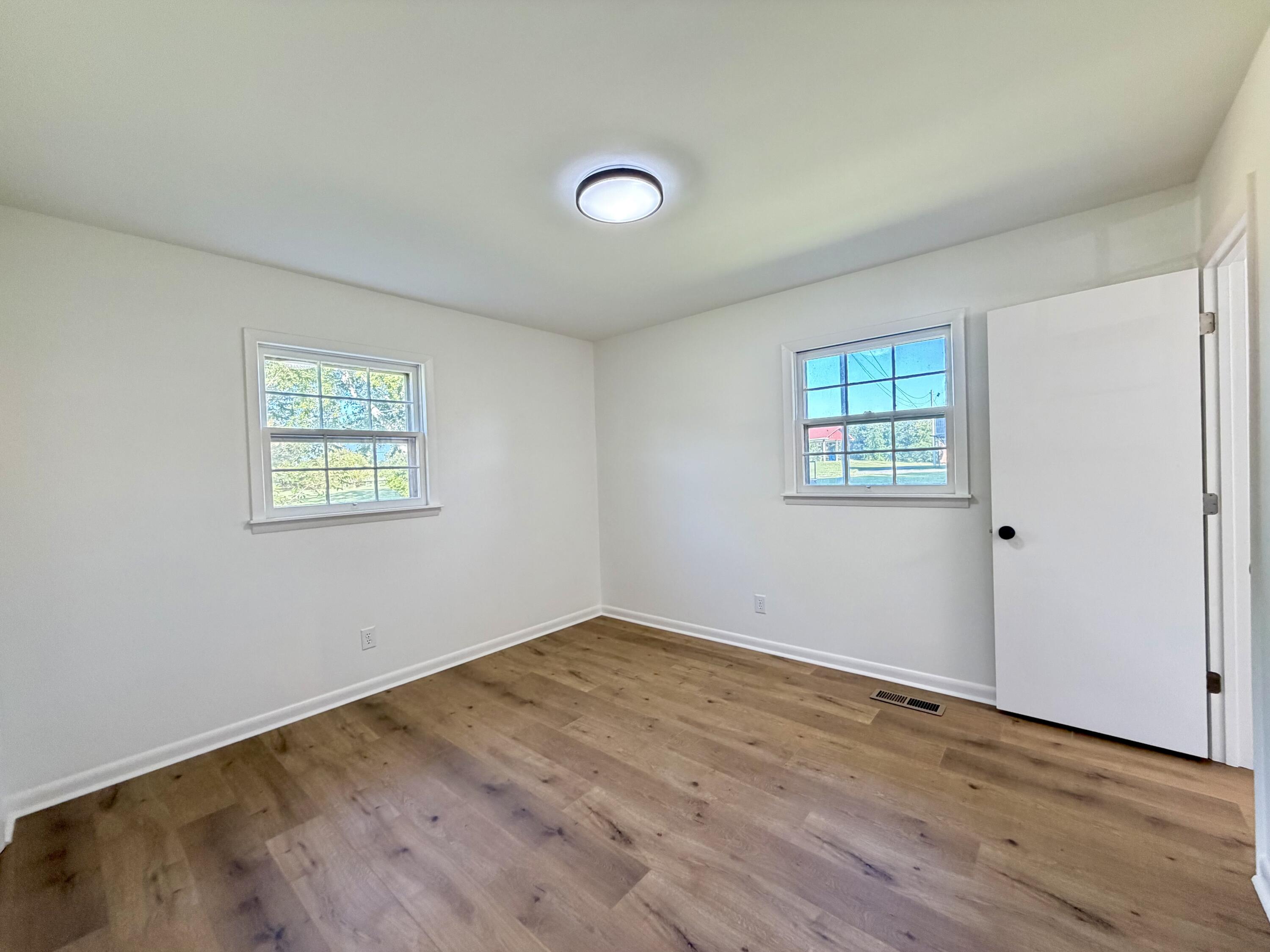 118 Glendale Drive Property Photo 33