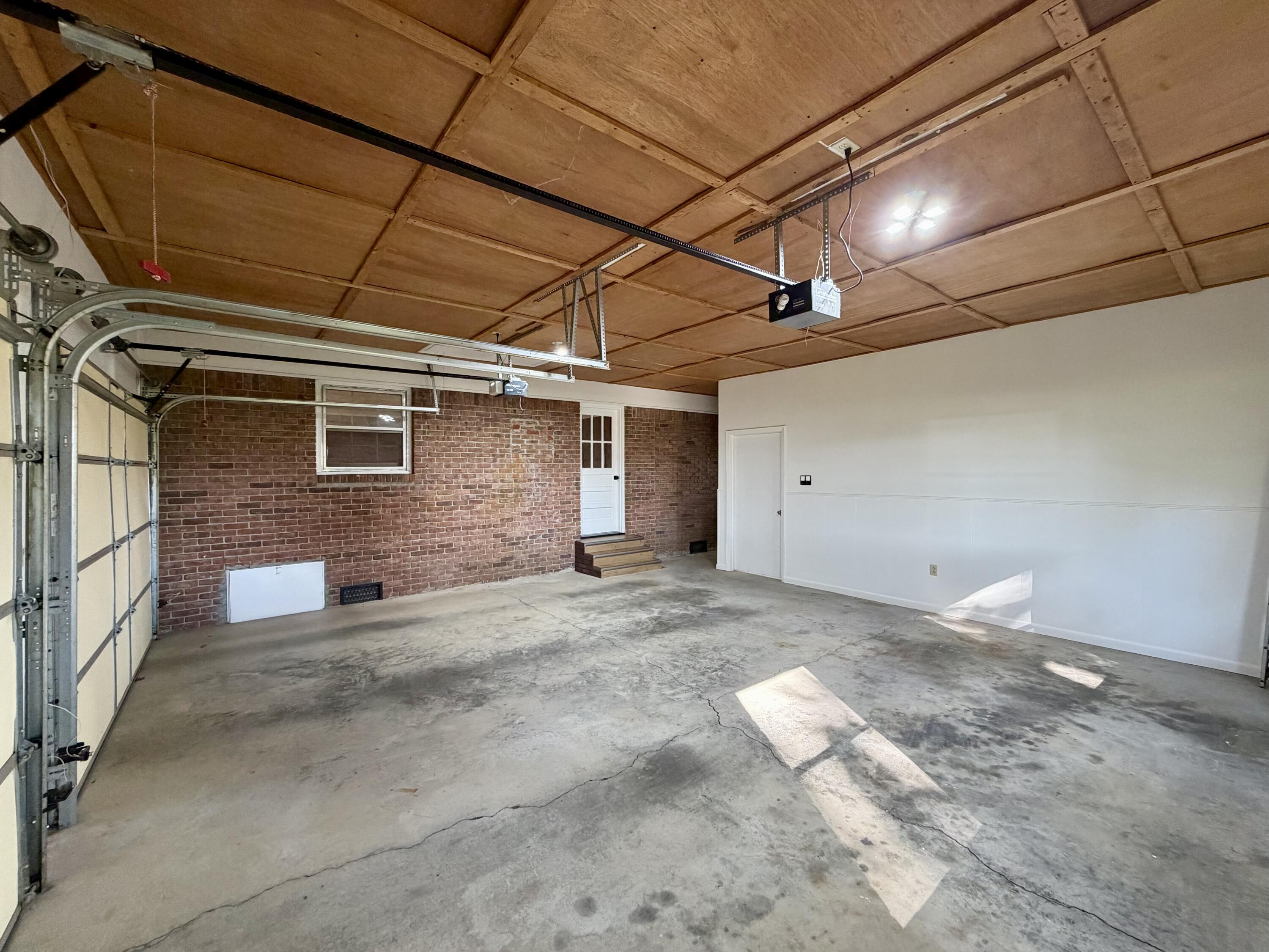 118 Glendale Drive Property Photo 37