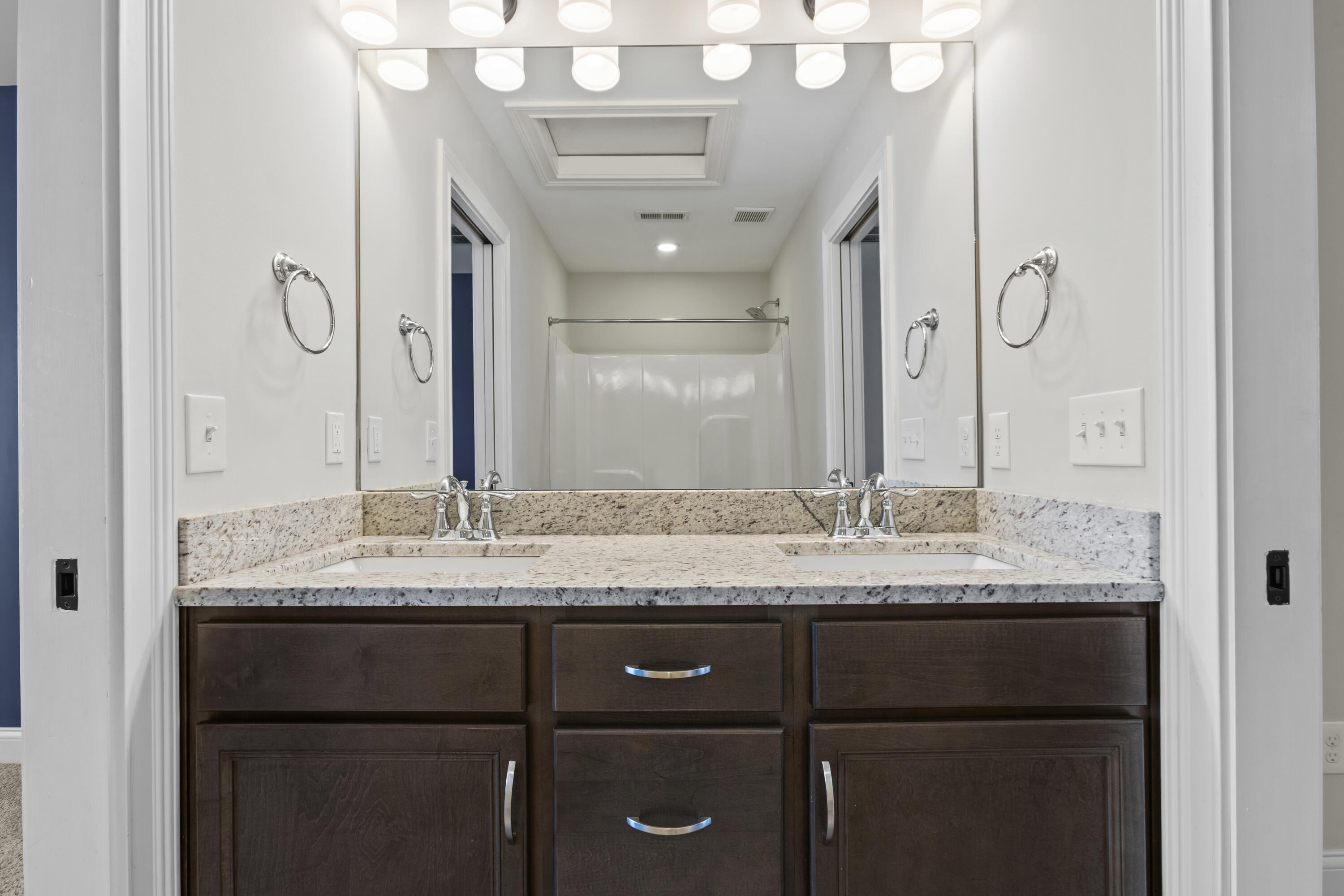 2145 Patchen Lake Lane Property Photo 34