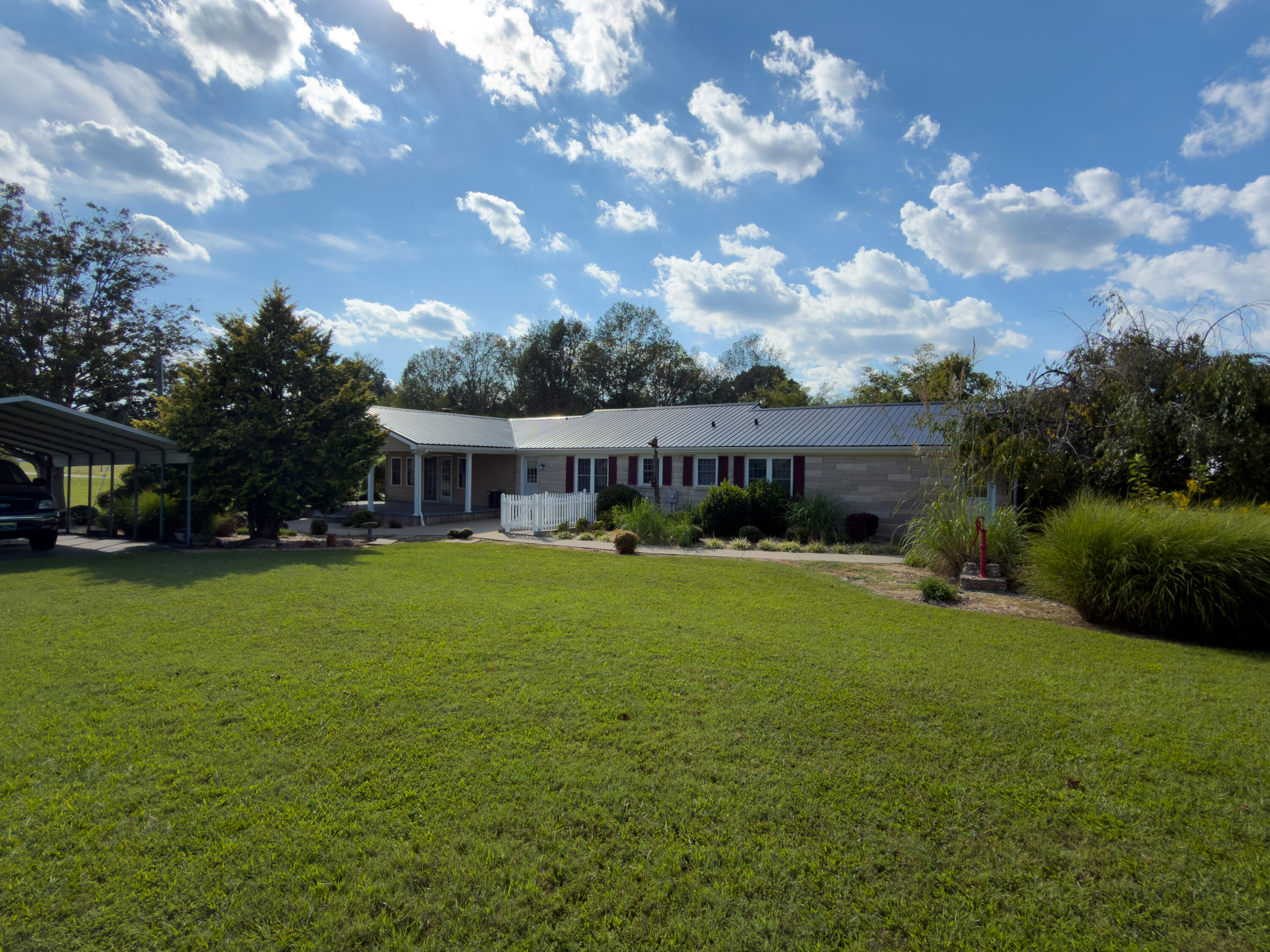 1541 Kentucky 206 Property Photo 8