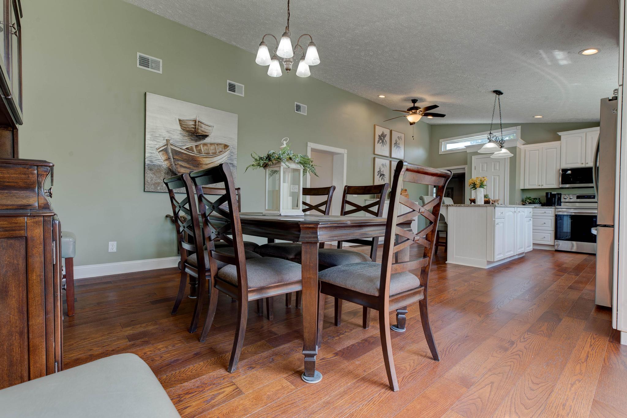 4446 N Stepstone Road Property Photo 11