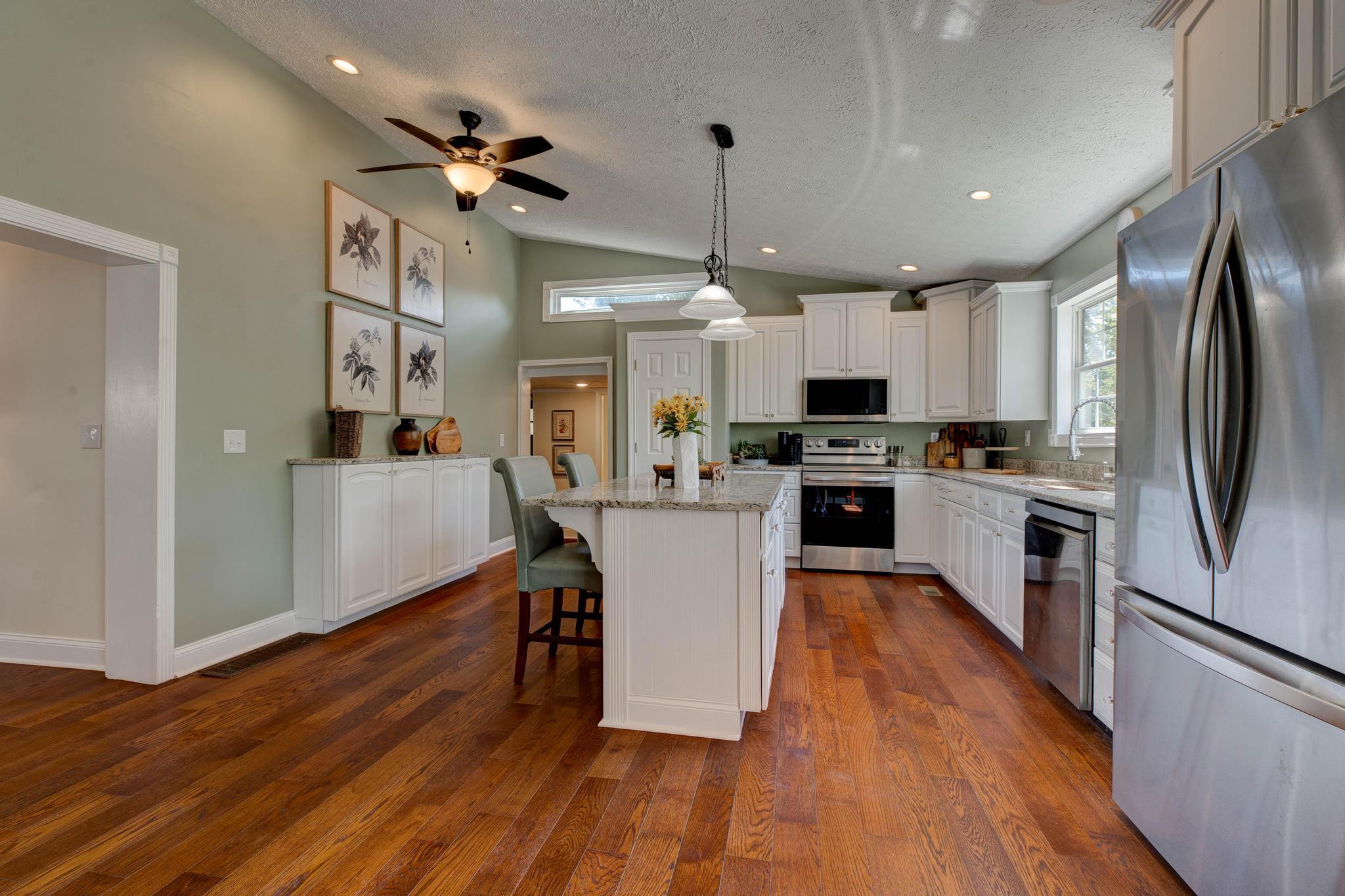 4446 N Stepstone Road Property Photo 14