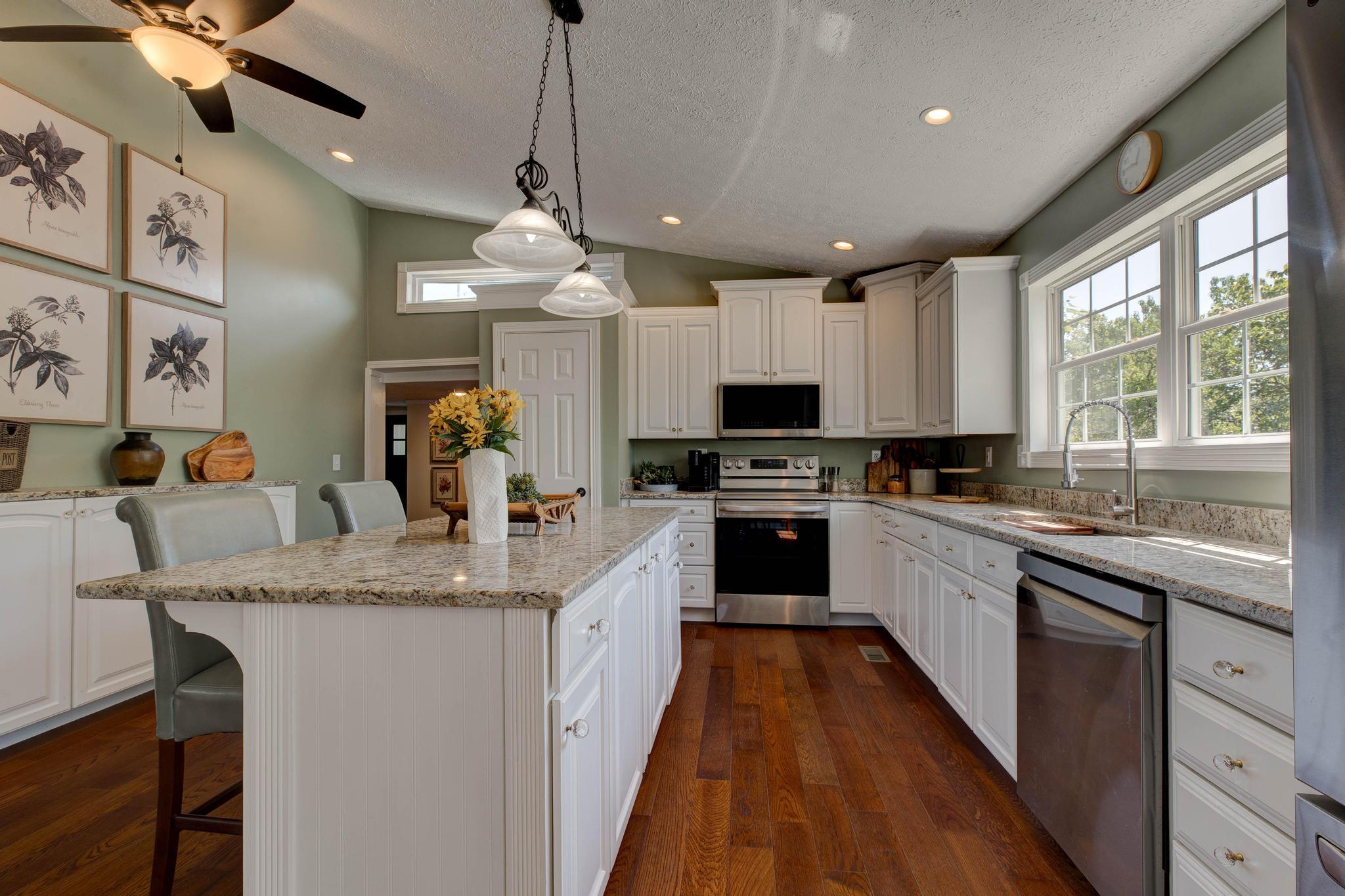 4446 N Stepstone Road Property Photo 19
