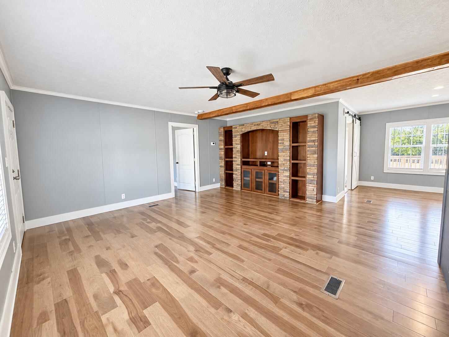 5771 Slate Lick Road Property Photo 8