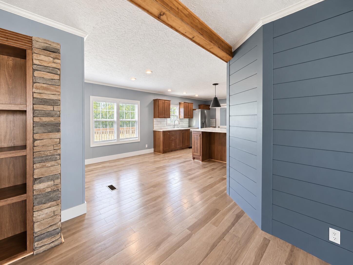 5771 Slate Lick Road Property Photo 10