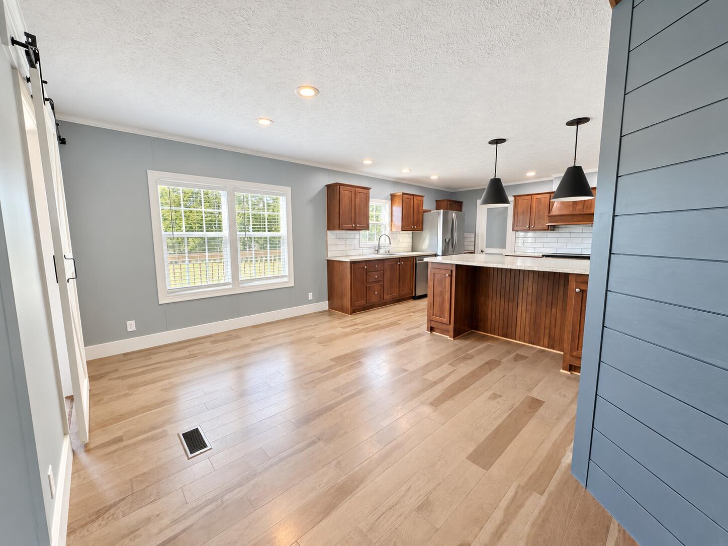 5771 Slate Lick Road Property Photo 11