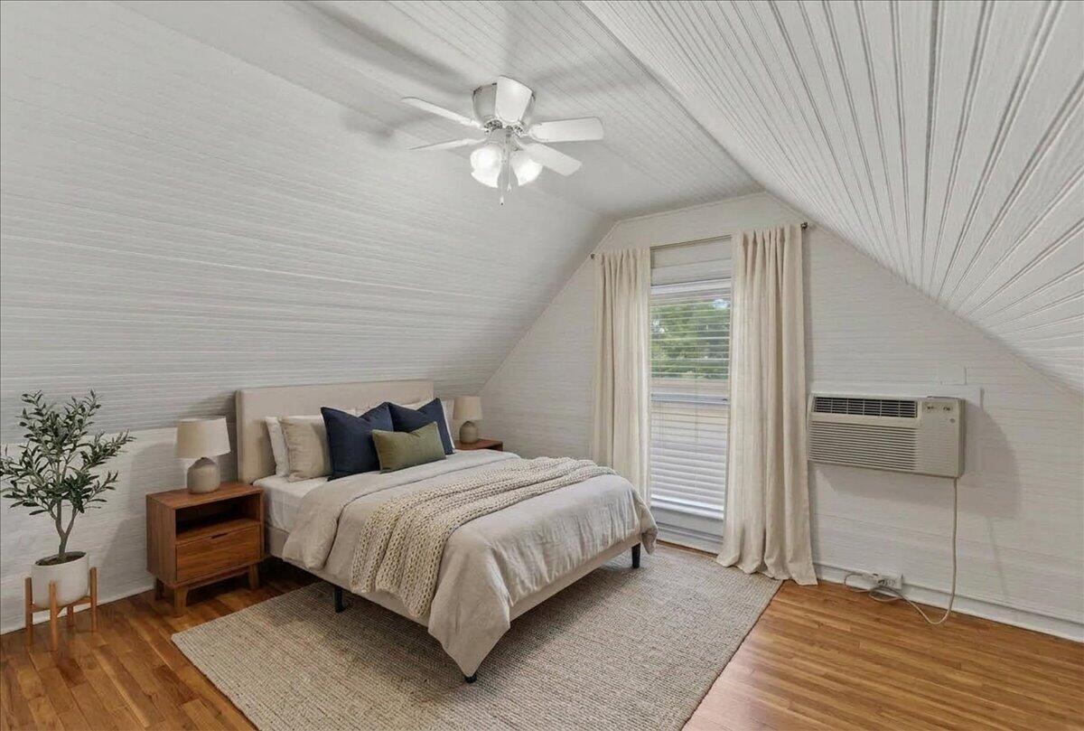 503 W Broadway Street Property Photo 25