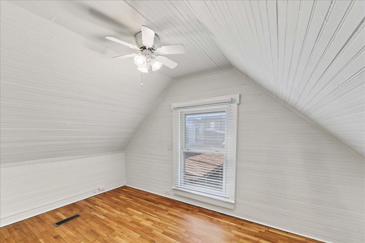 503 W Broadway Street Property Photo 33