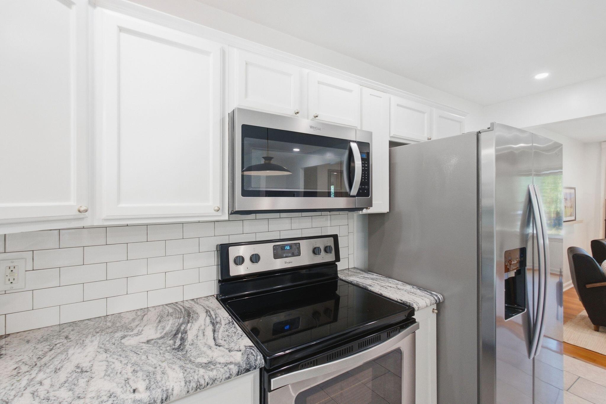 2415 Heather Way Property Photo 17