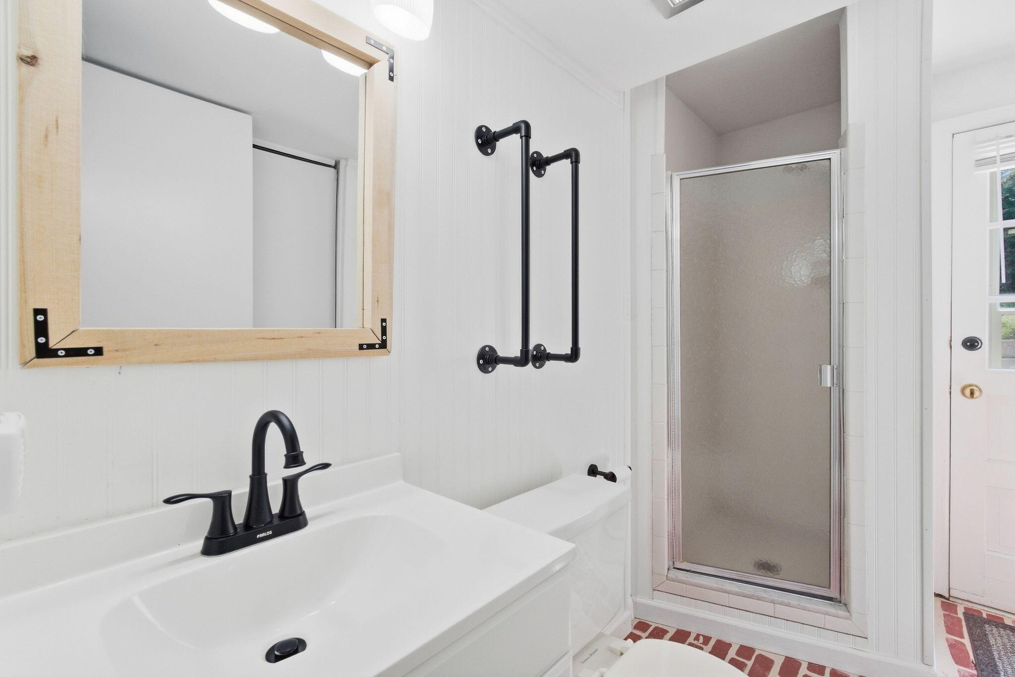 2415 Heather Way Property Photo 28