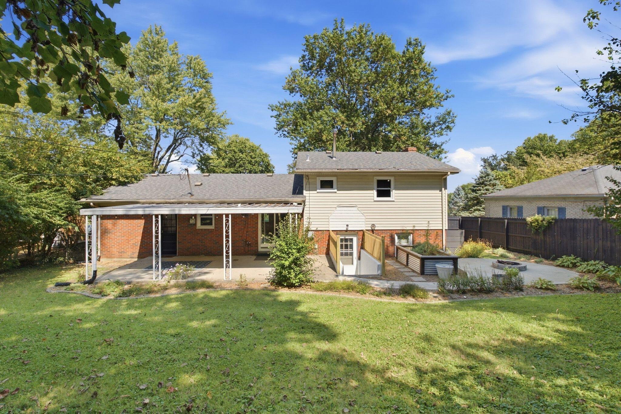 2415 Heather Way Property Photo 38