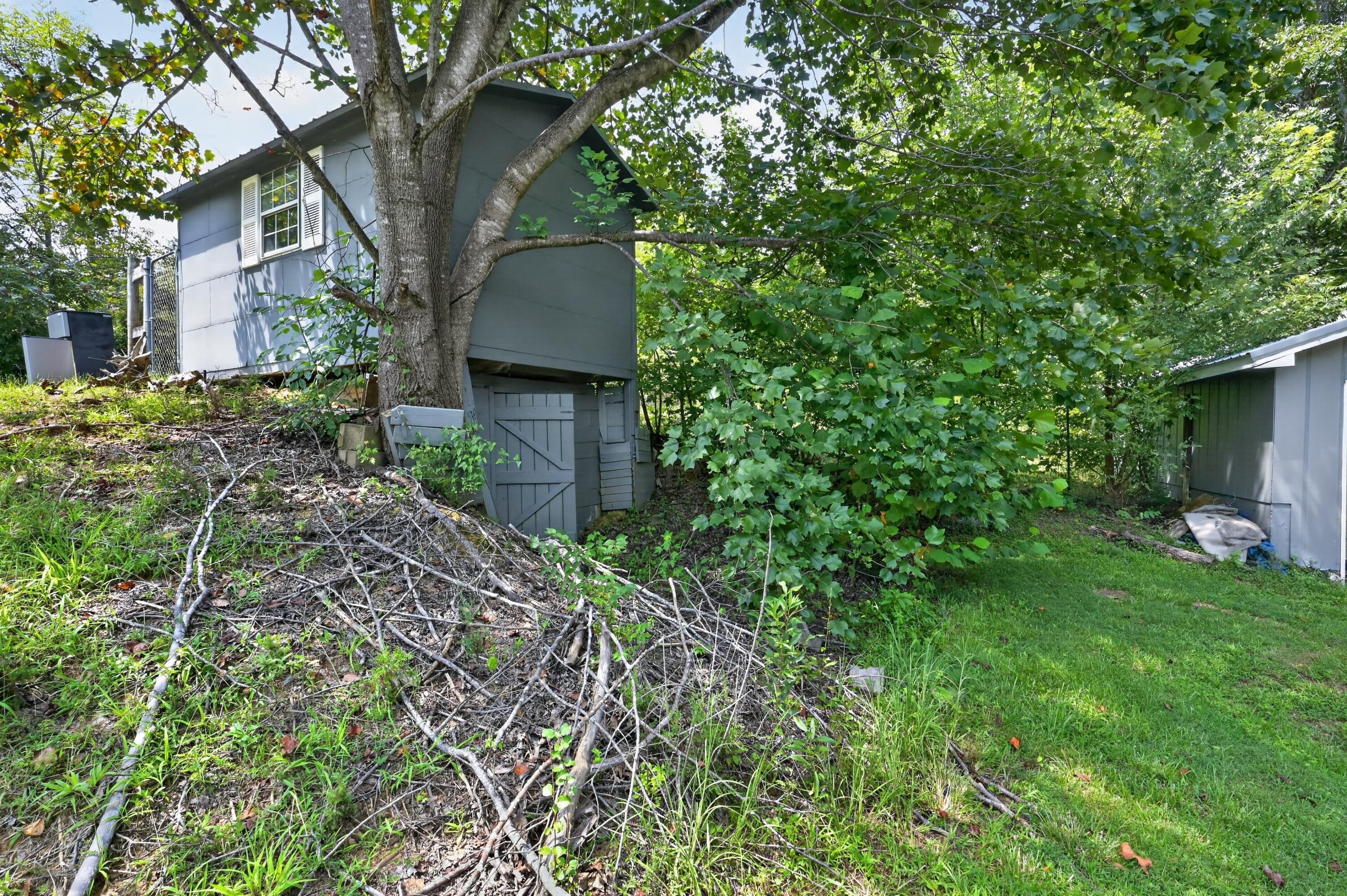 12736 Peonia Road Property Photo 13