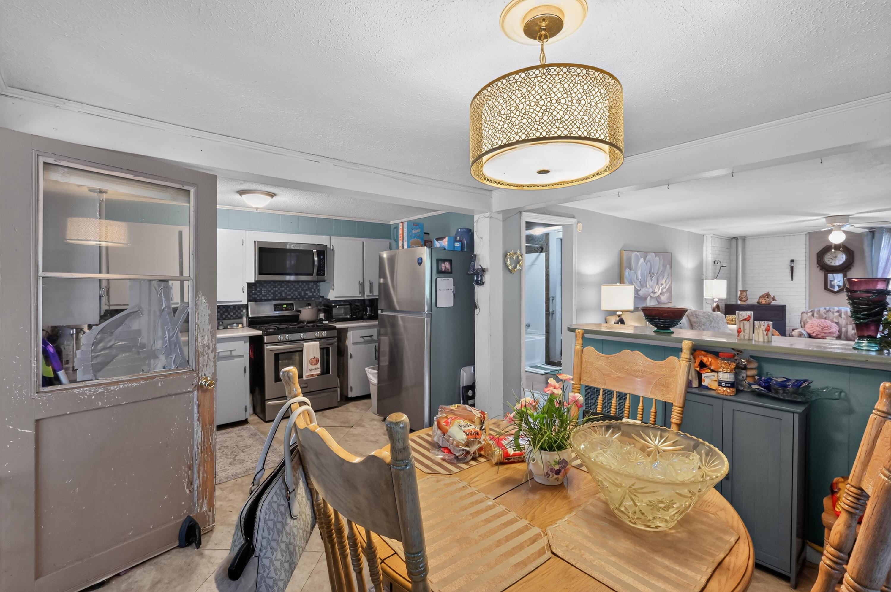 12736 Peonia Road Property Photo 18