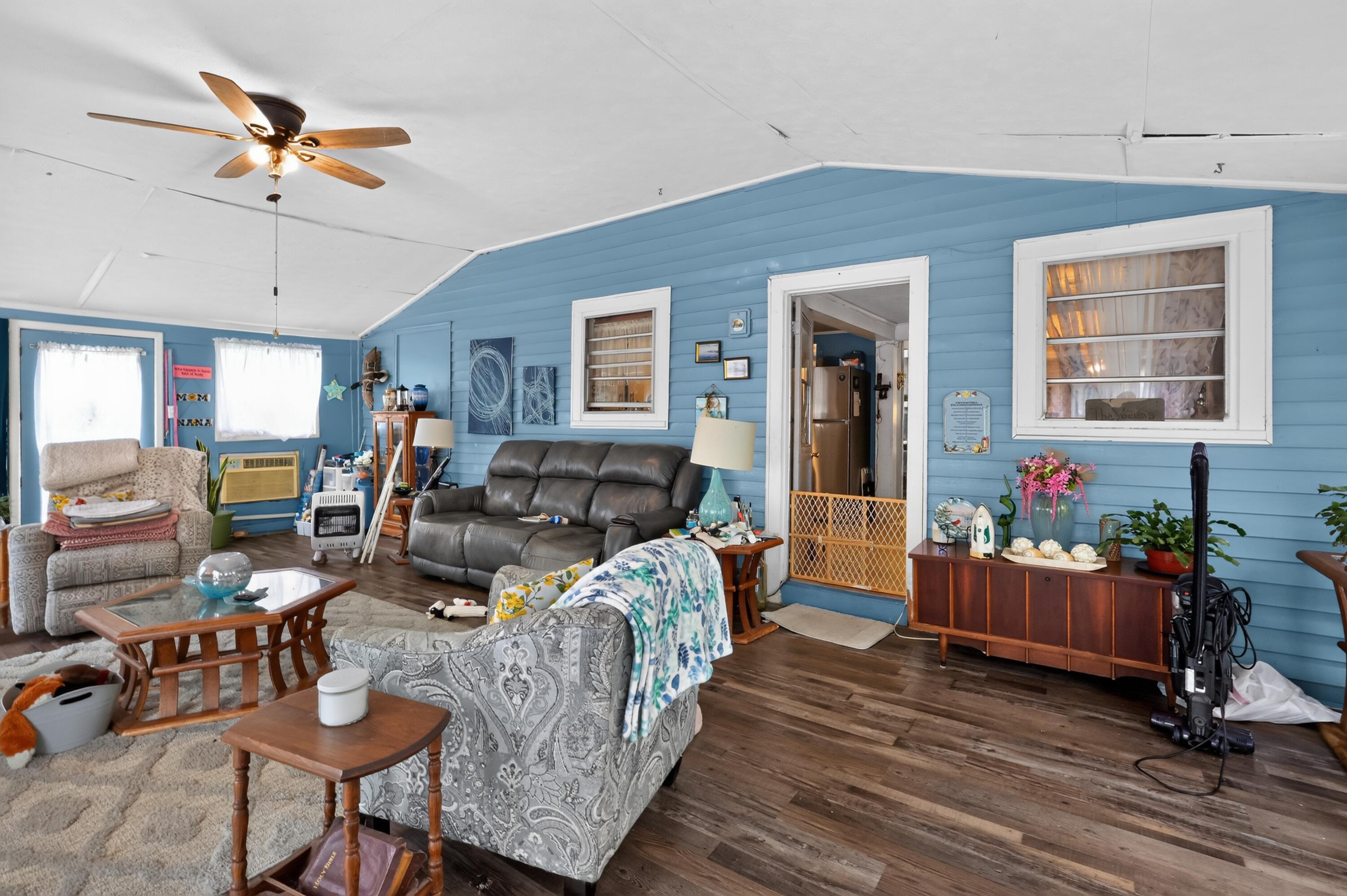 12736 Peonia Road Property Photo 20