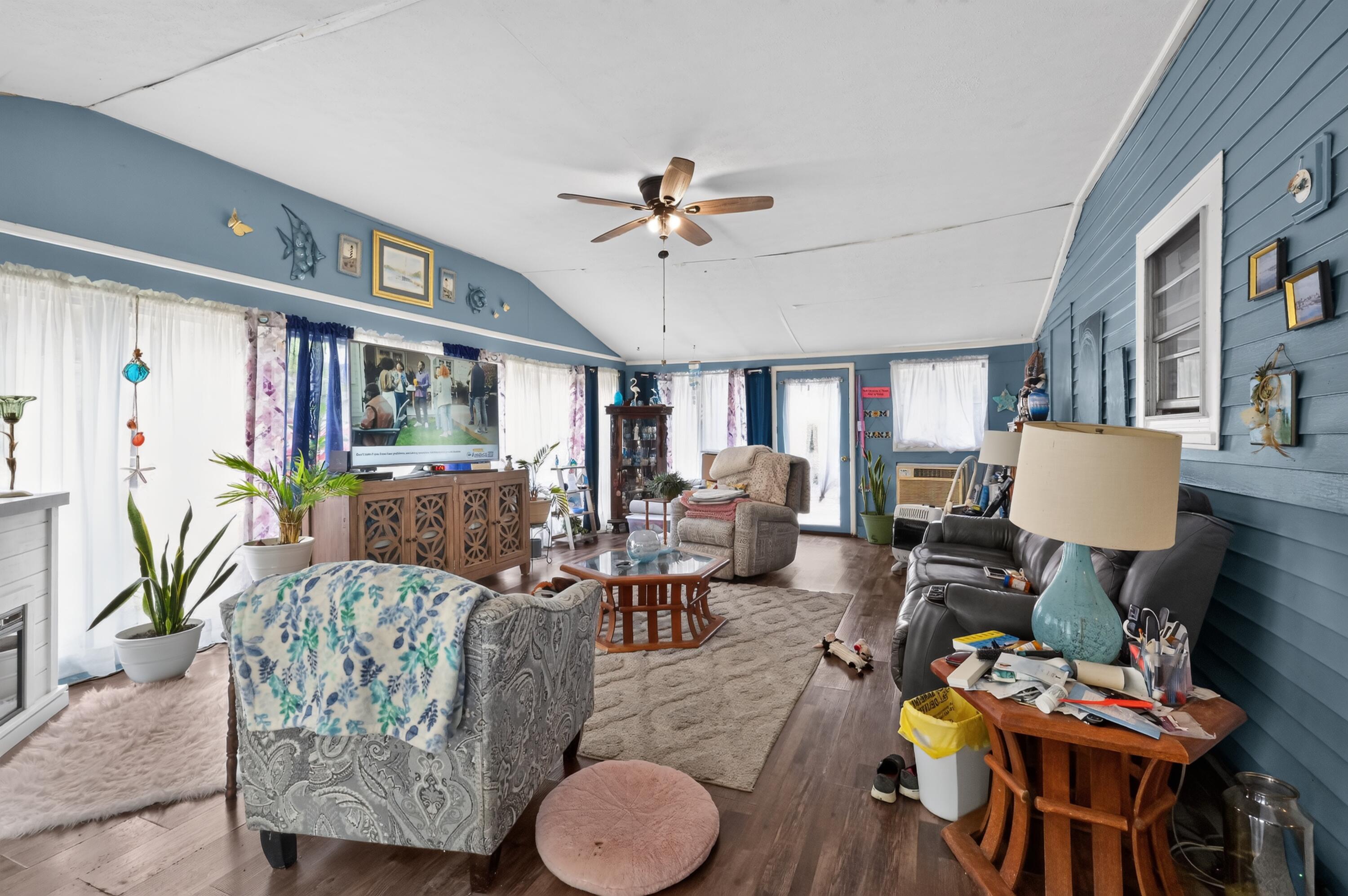 12736 Peonia Road Property Photo 23