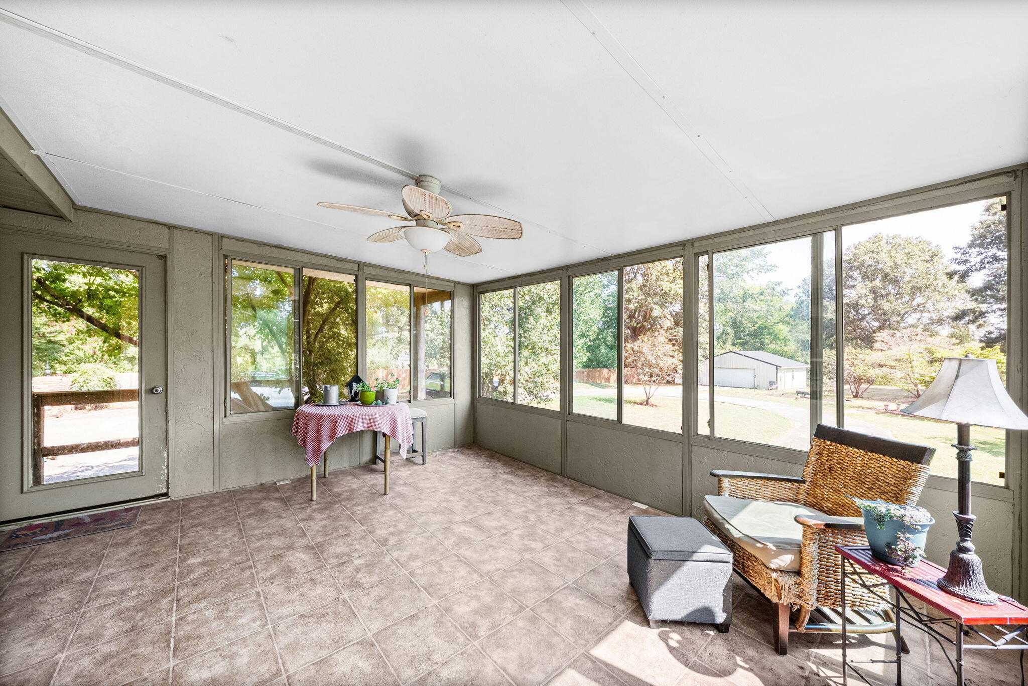 5902 Lafayette Road Property Photo 6