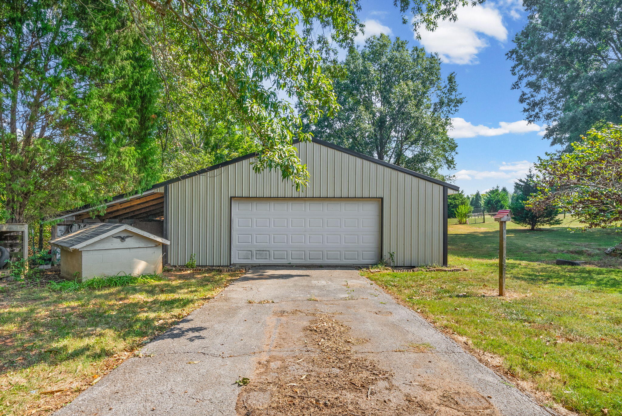 5902 Lafayette Road Property Photo 8