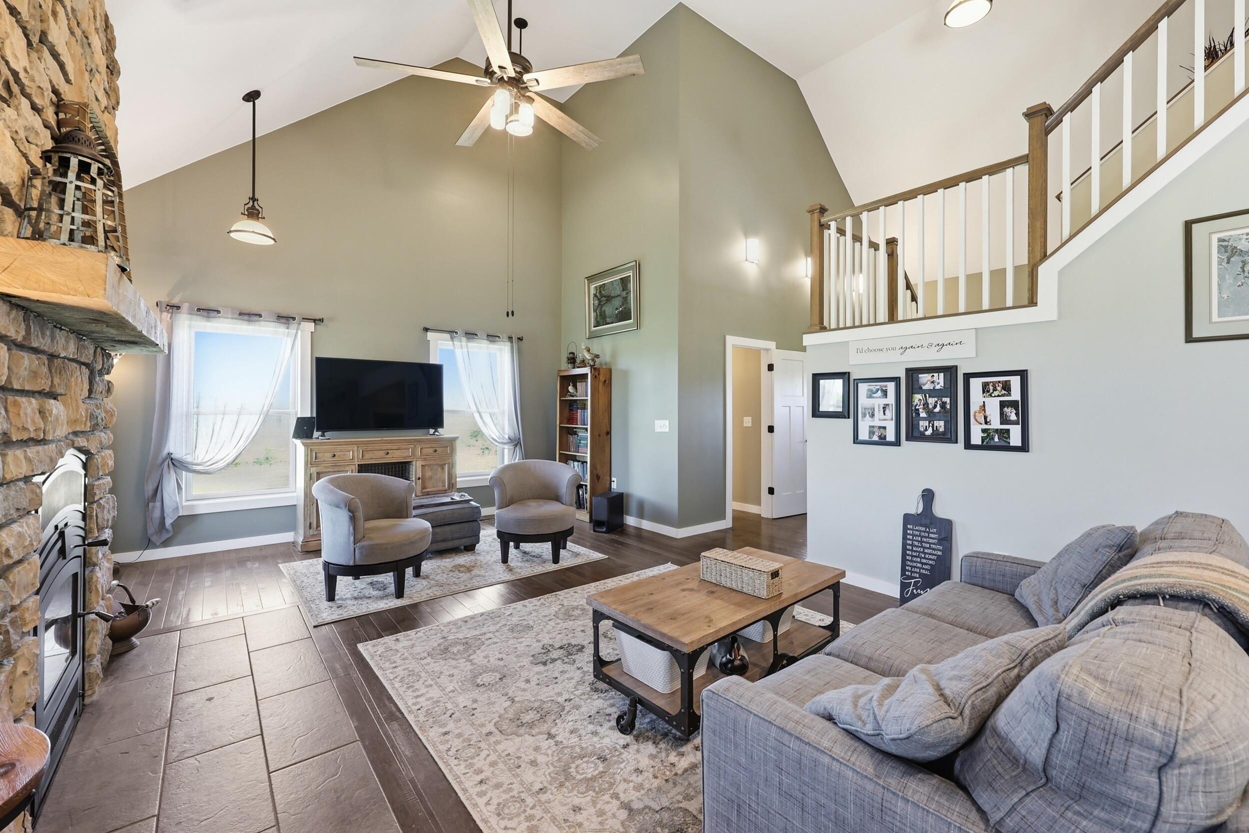 100 Collins Risk Road Property Photo 26