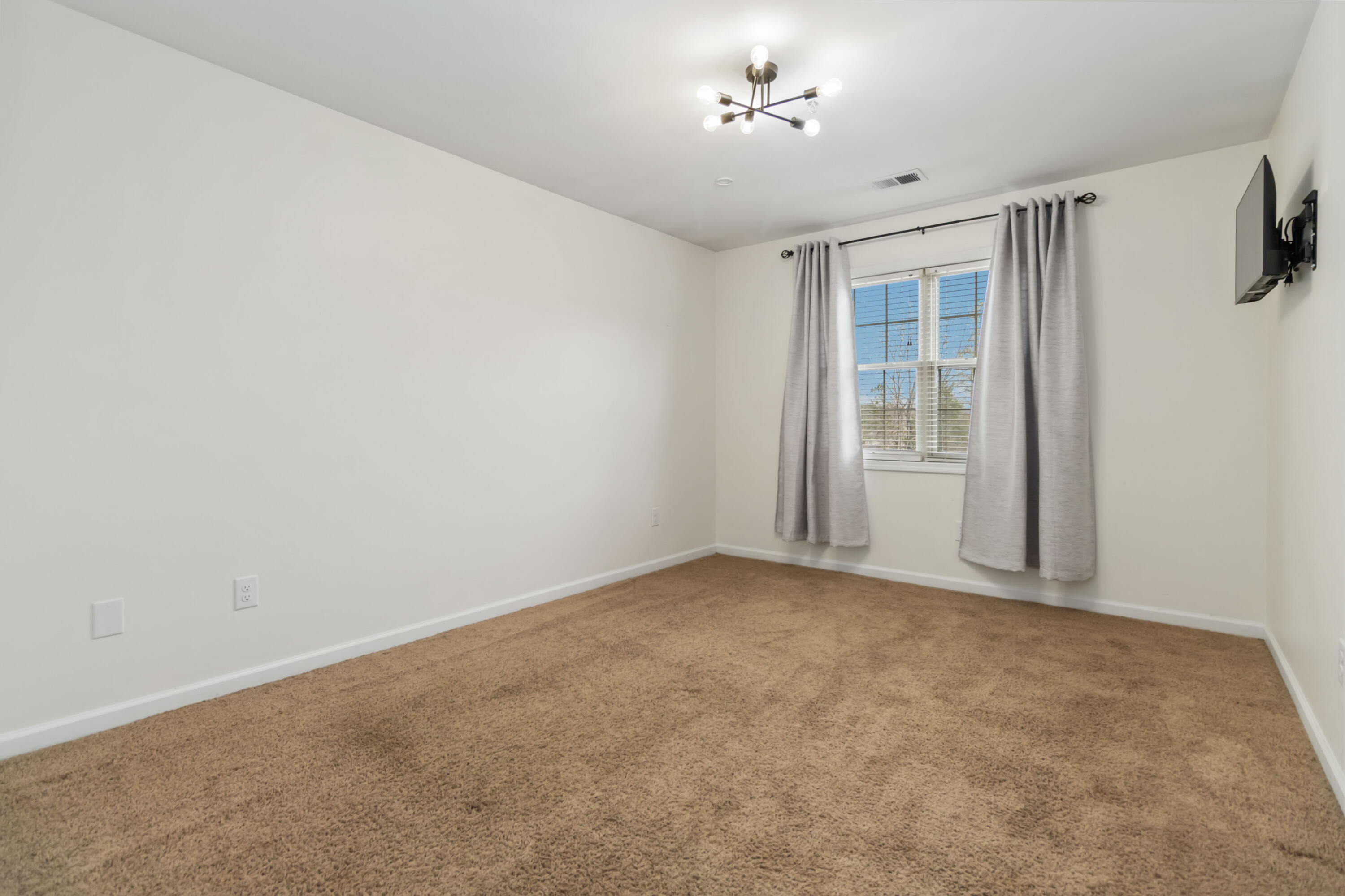 360 Forest Trail Drive Property Photo 7