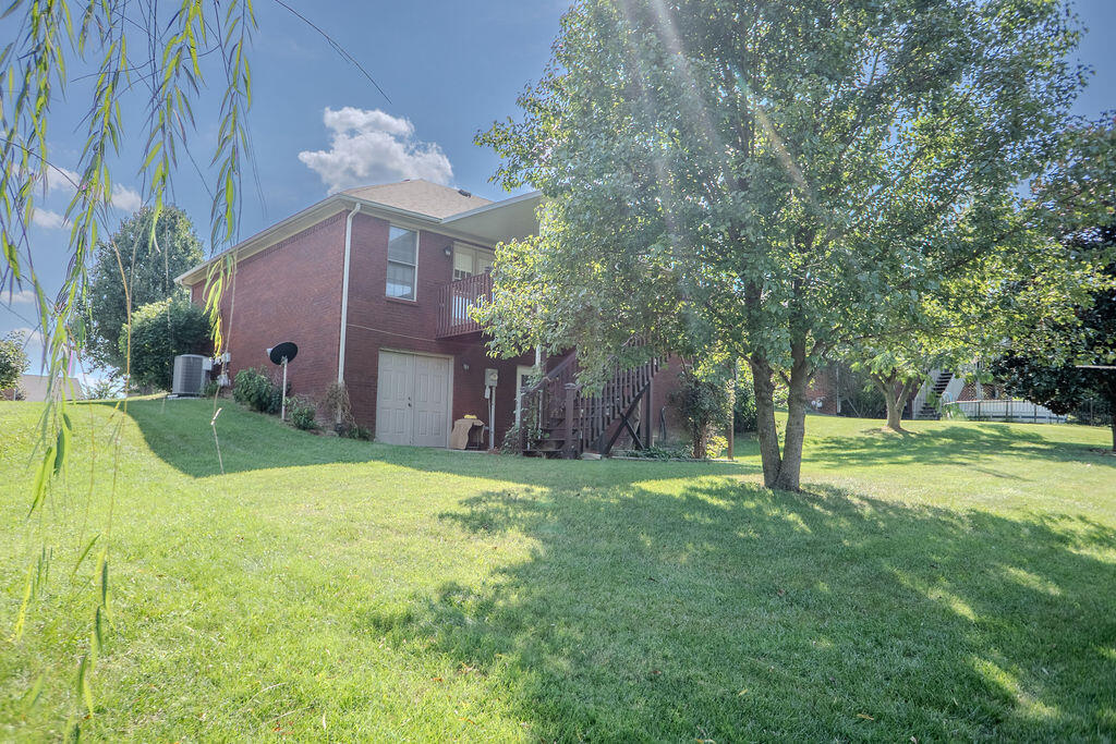 1113 Southern Hills Drive Property Photo 9