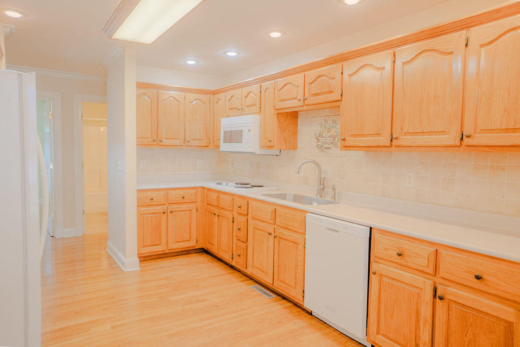 1113 Southern Hills Drive Property Photo 18