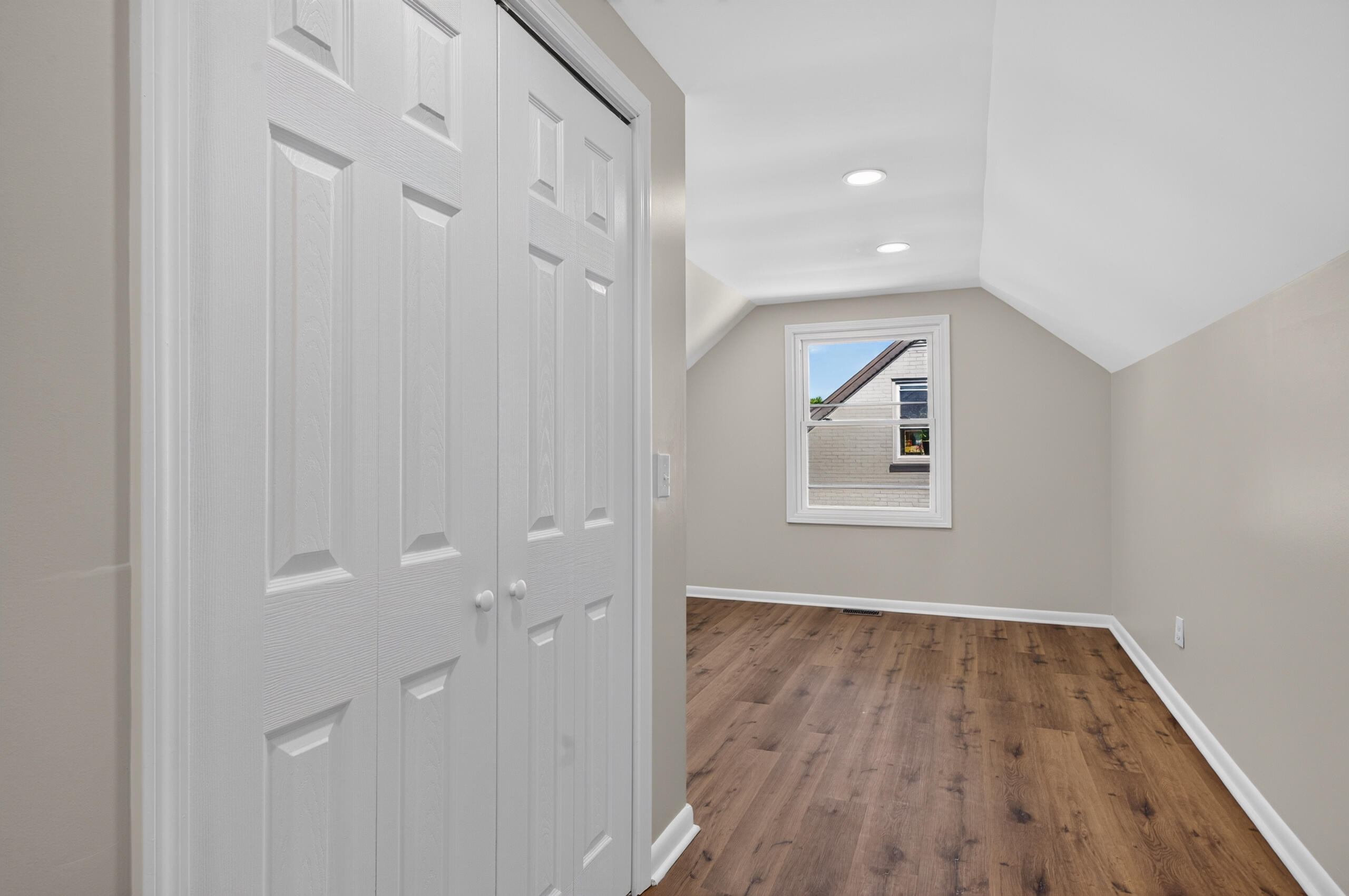 625 St Anthony Drive Property Photo 20