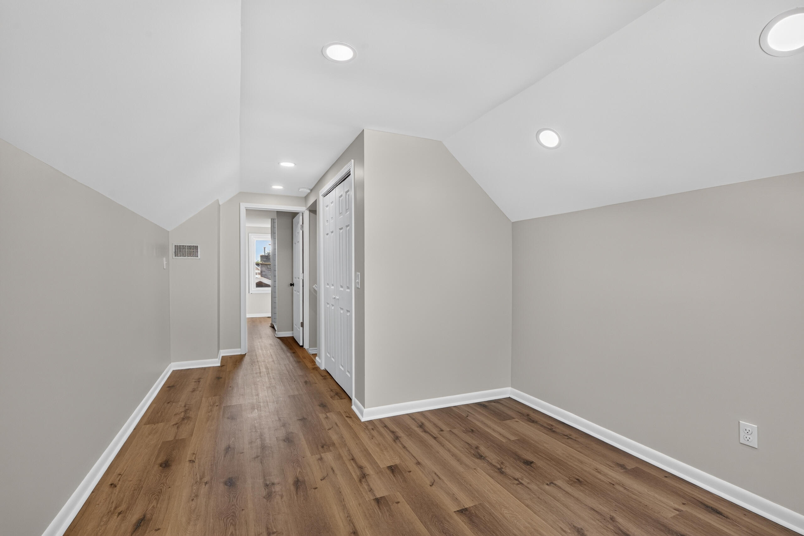 625 St Anthony Drive Property Photo 22