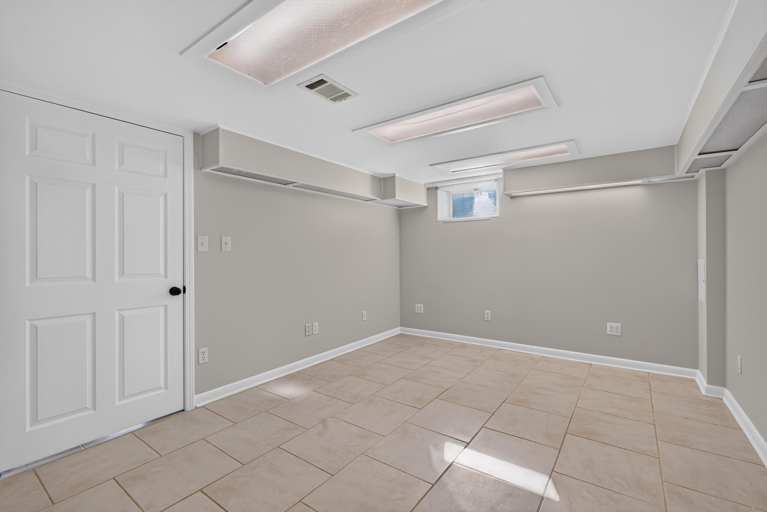 625 St Anthony Drive Property Photo 29