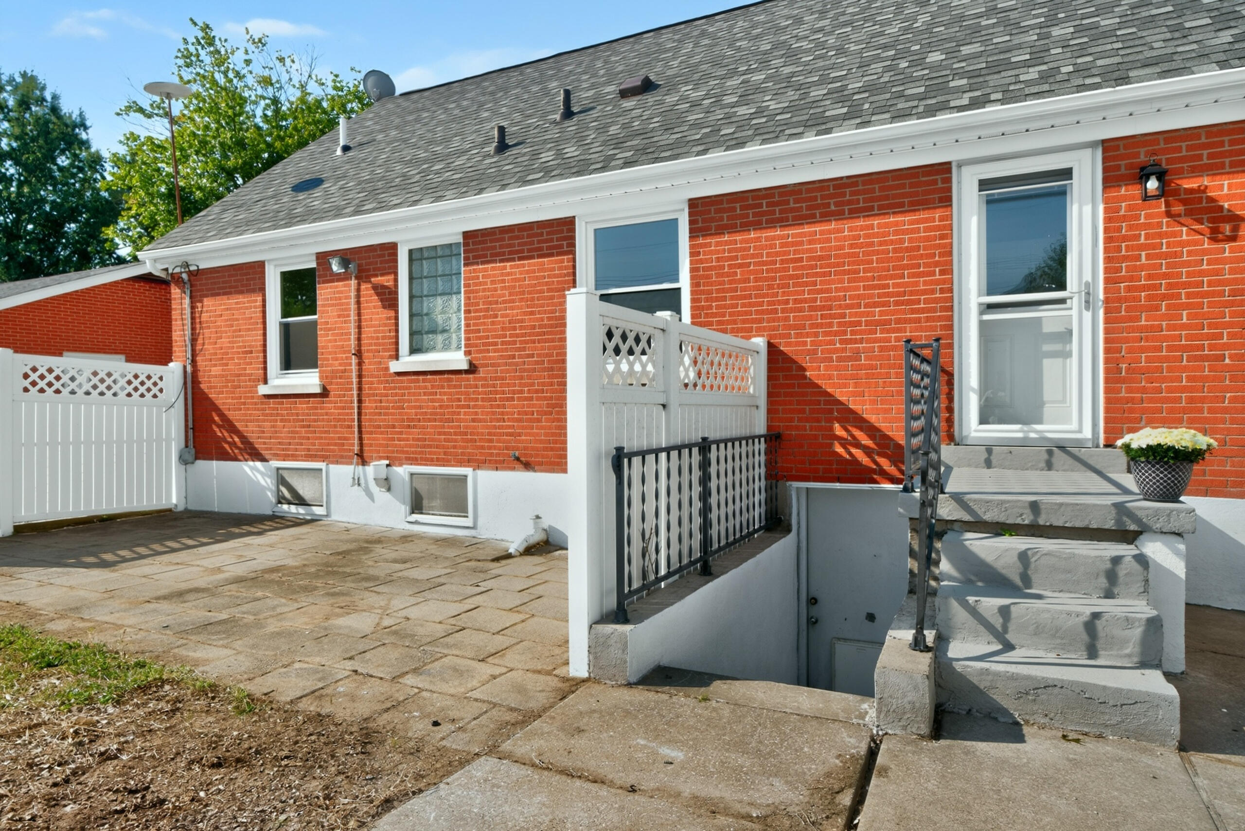 625 St Anthony Drive Property Photo 33