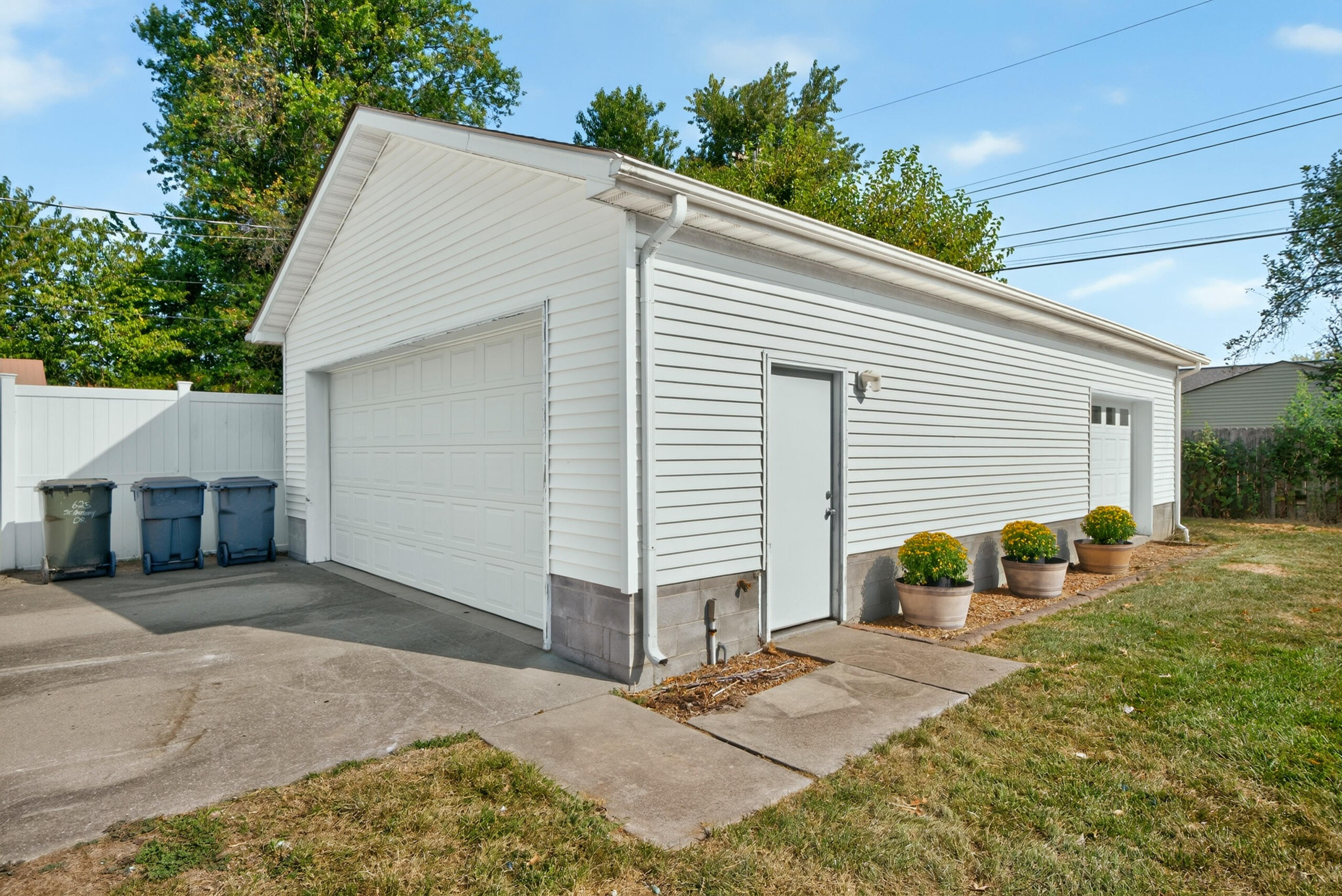 625 St Anthony Drive Property Photo 38
