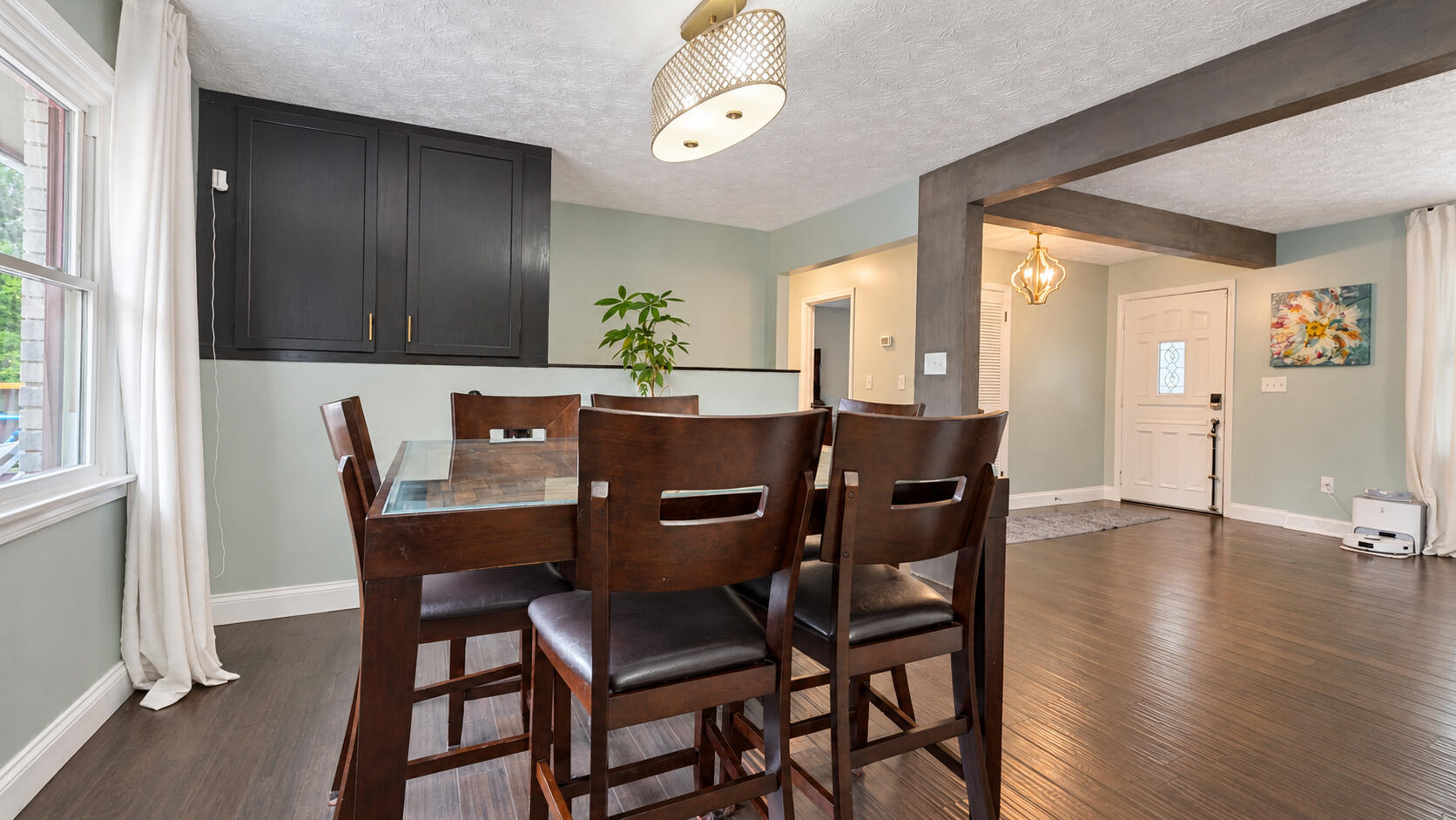 272 Grimes Road Property Photo 8