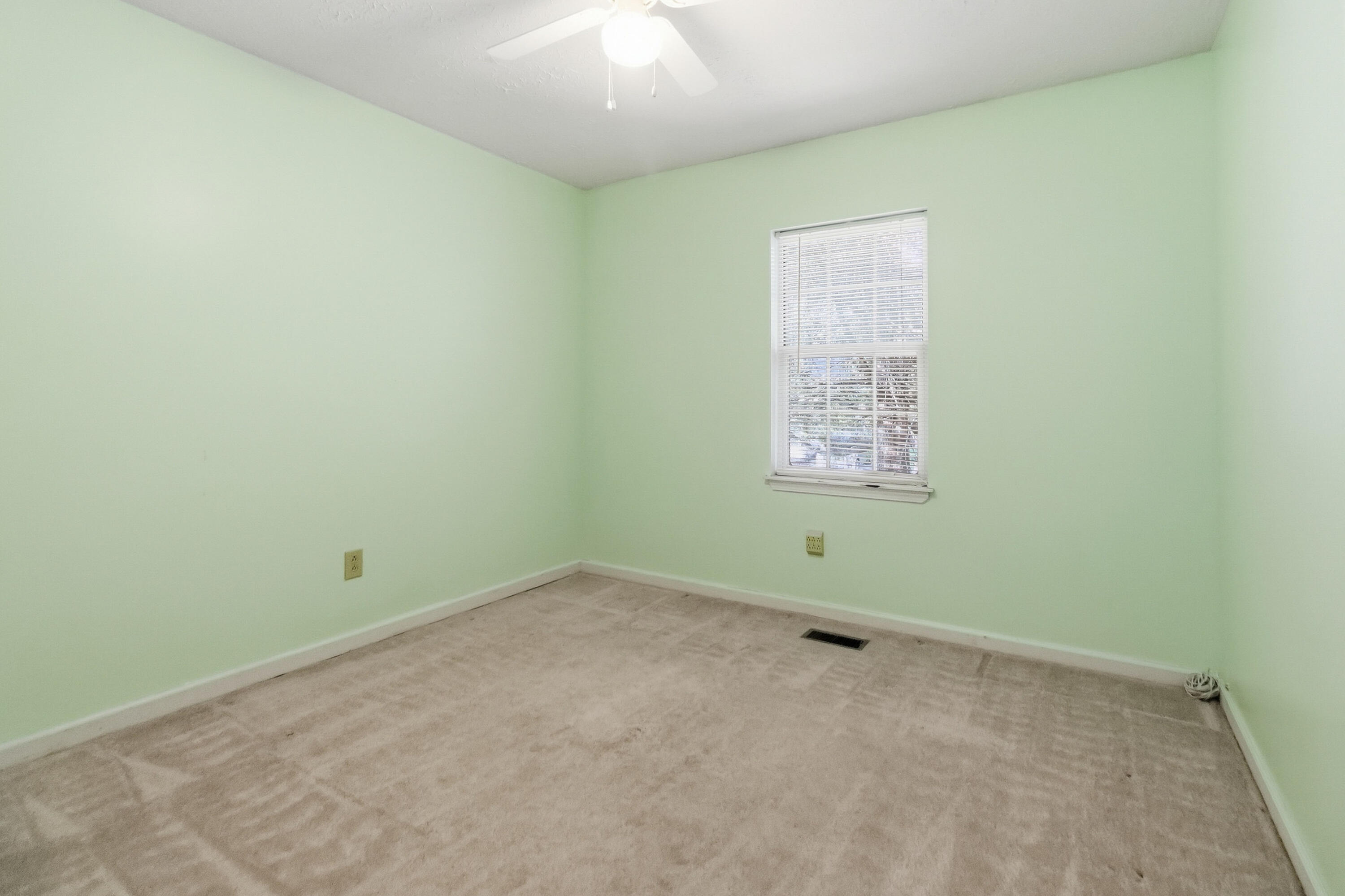 1708 Houndstooth Glen Property Photo 18