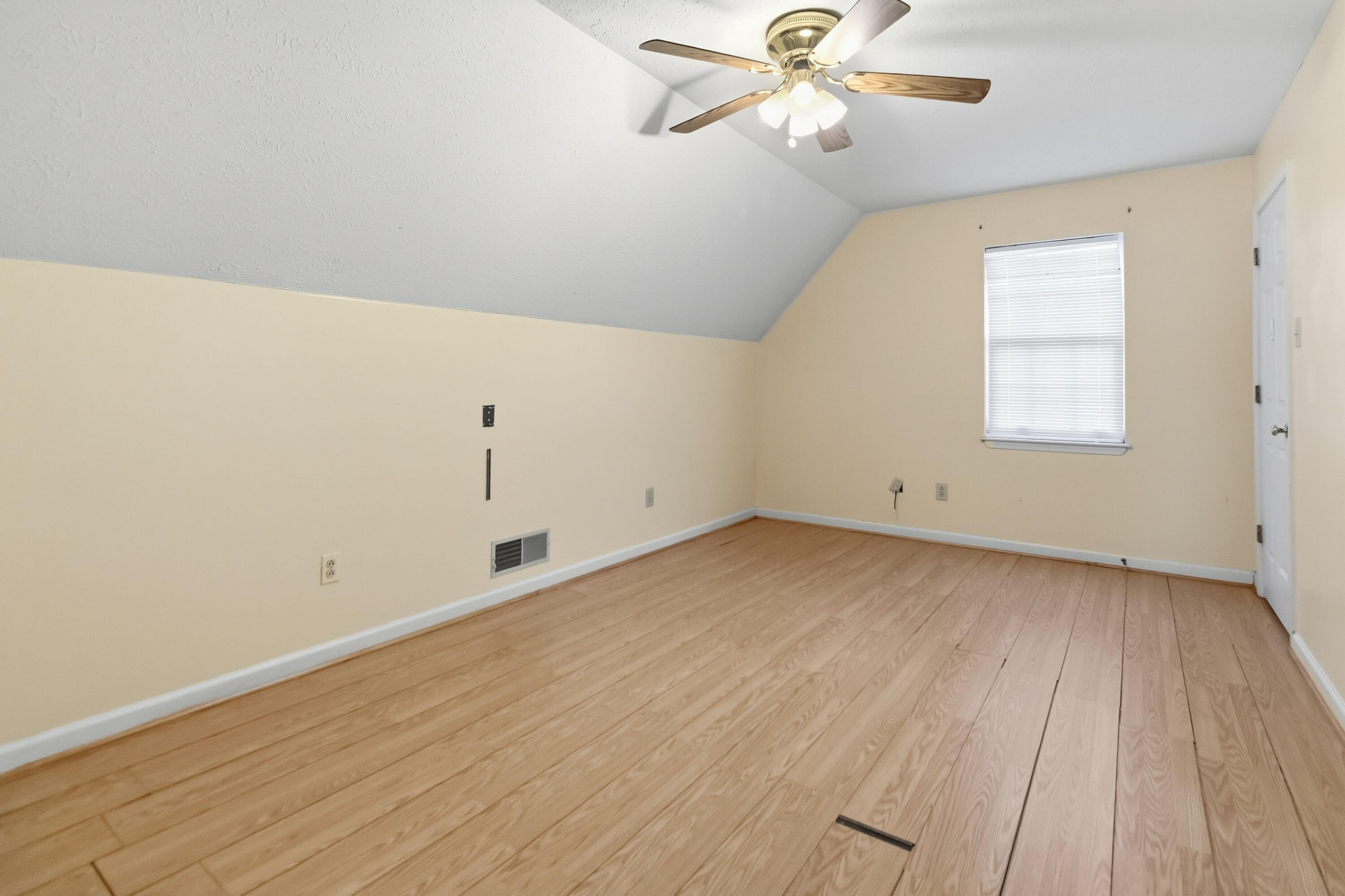 1708 Houndstooth Glen Property Photo 22