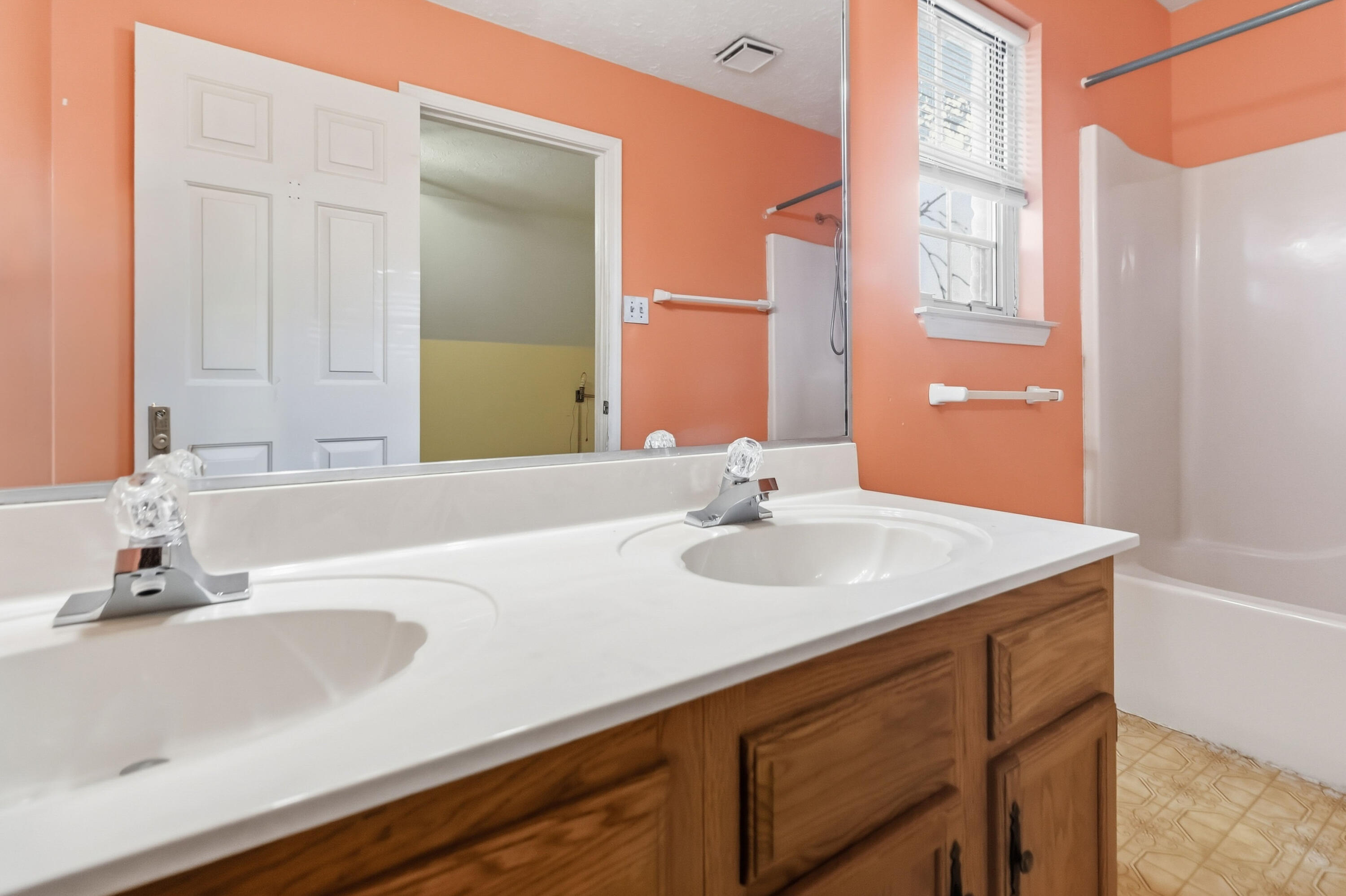 1708 Houndstooth Glen Property Photo 25