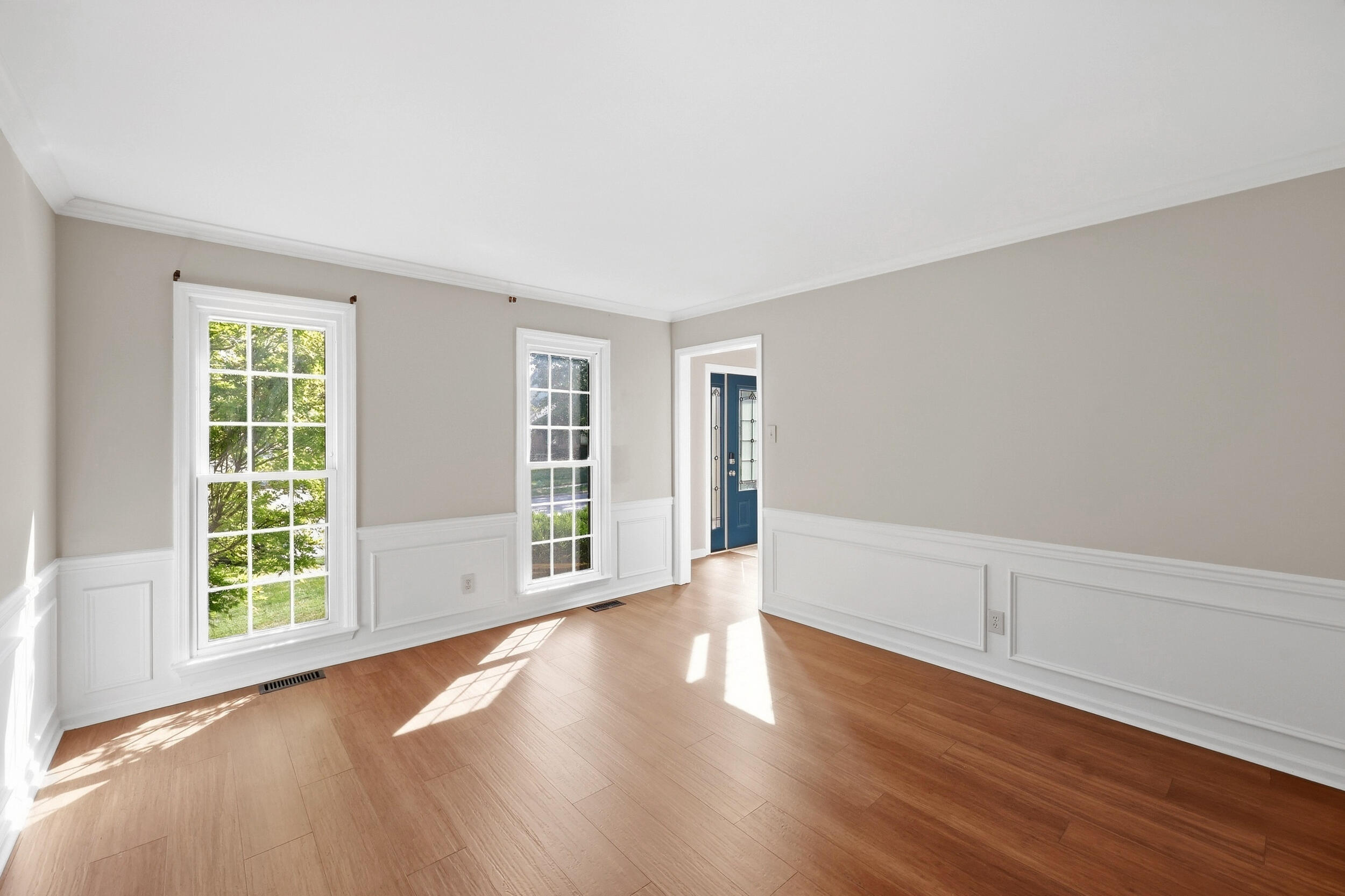 3889 Barnard Drive Property Photo 8