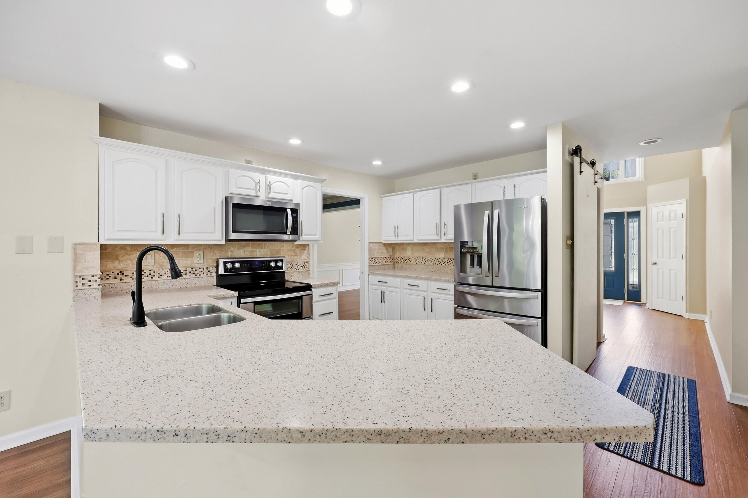 3889 Barnard Drive Property Photo 15