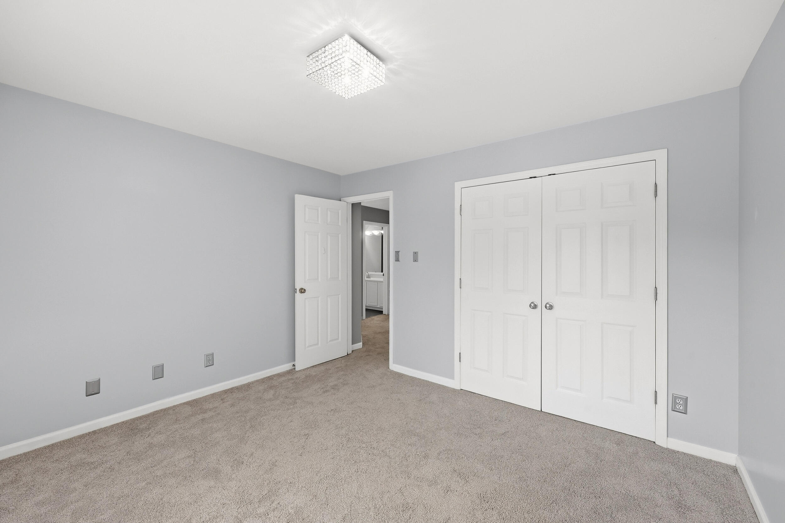 3889 Barnard Drive Property Photo 27