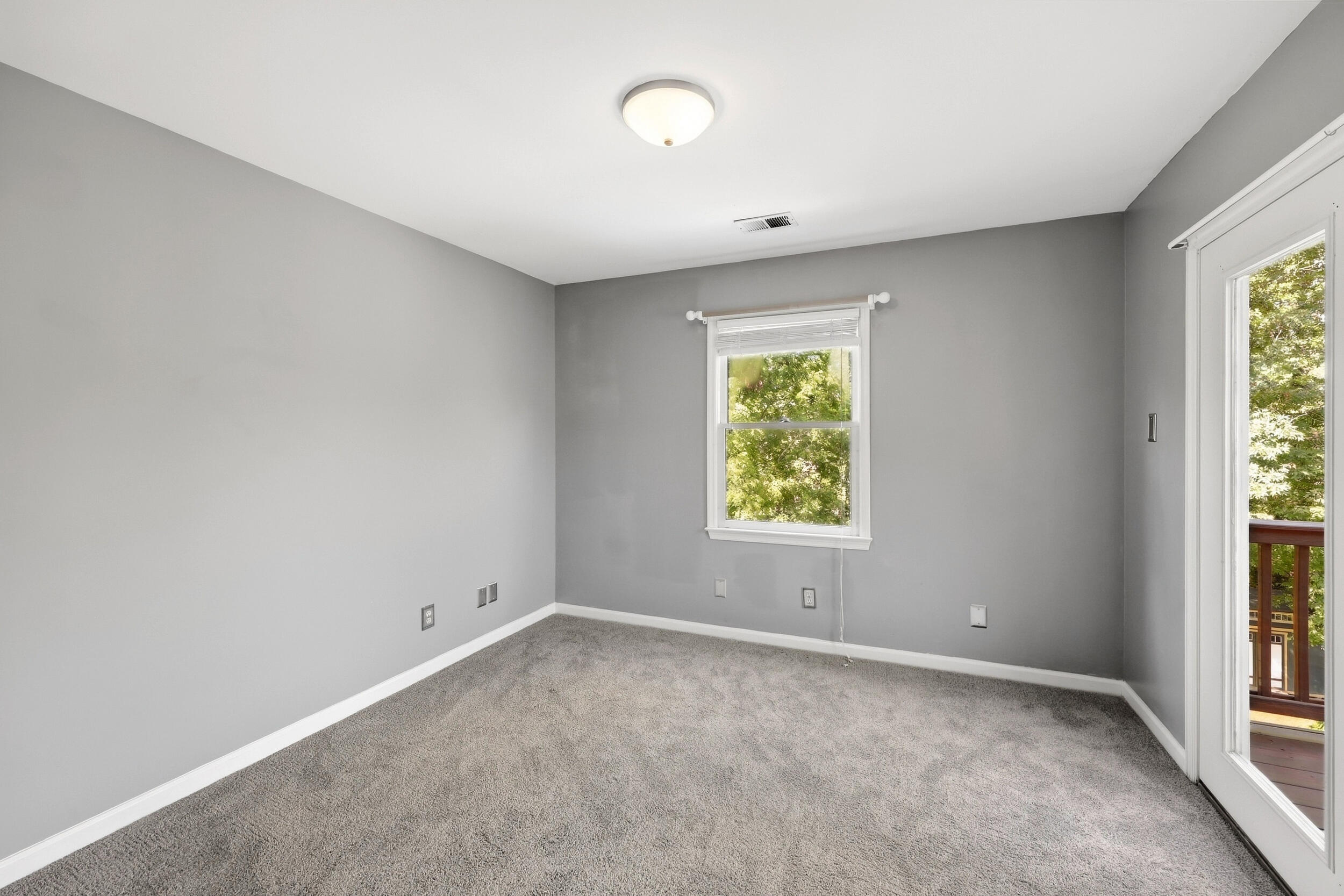 3889 Barnard Drive Property Photo 31