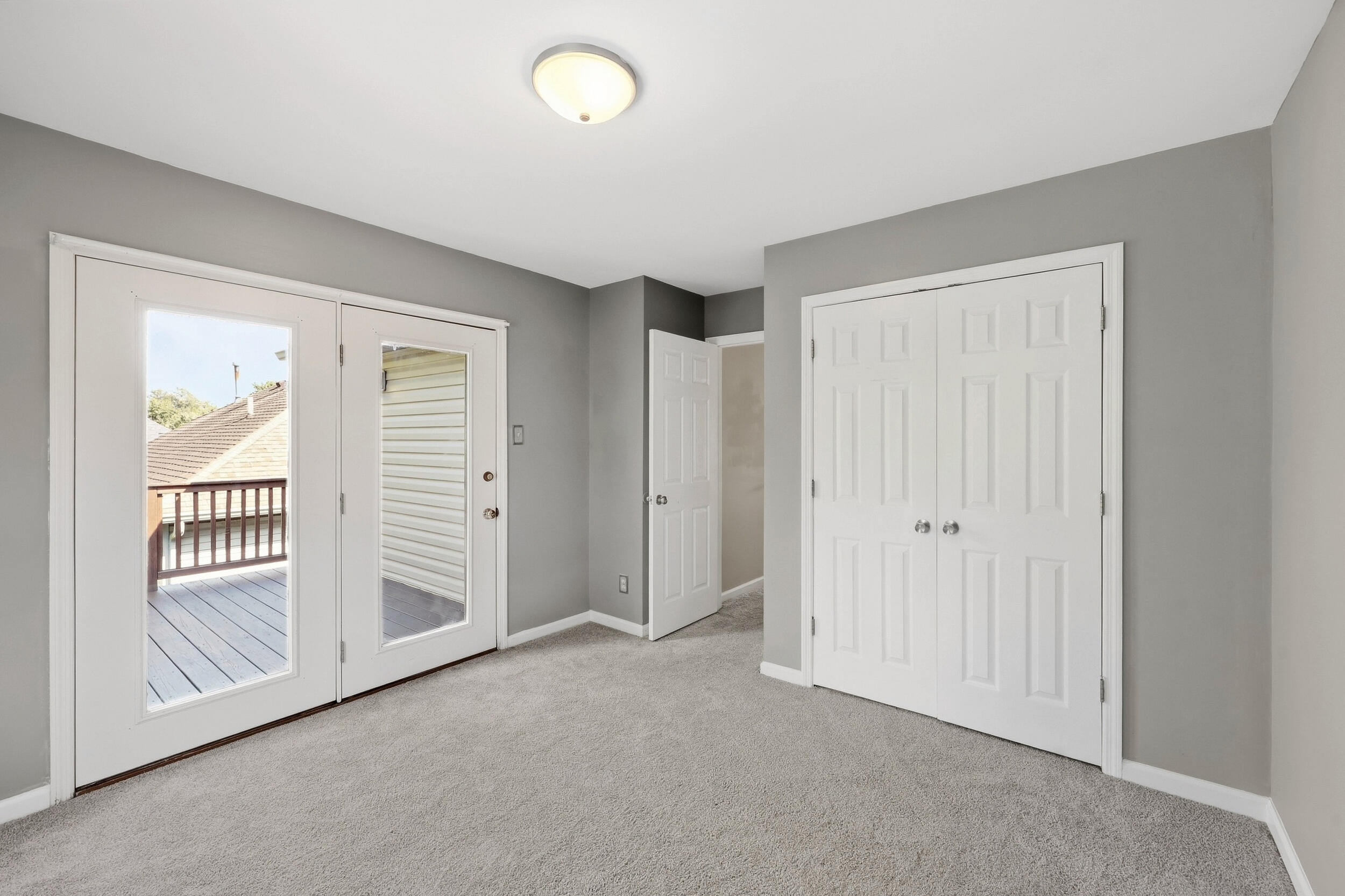 3889 Barnard Drive Property Photo 32