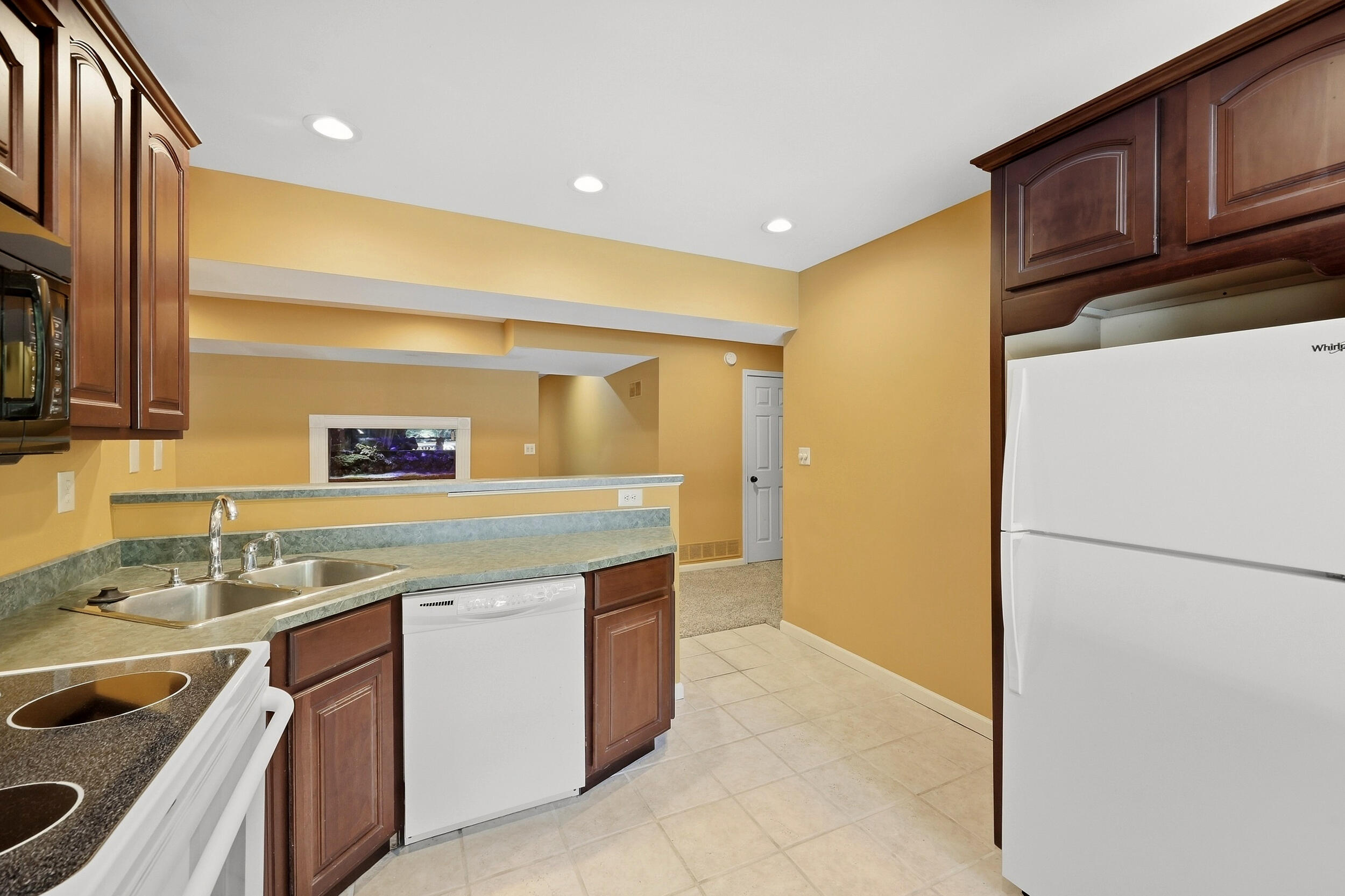 3889 Barnard Drive Property Photo 38