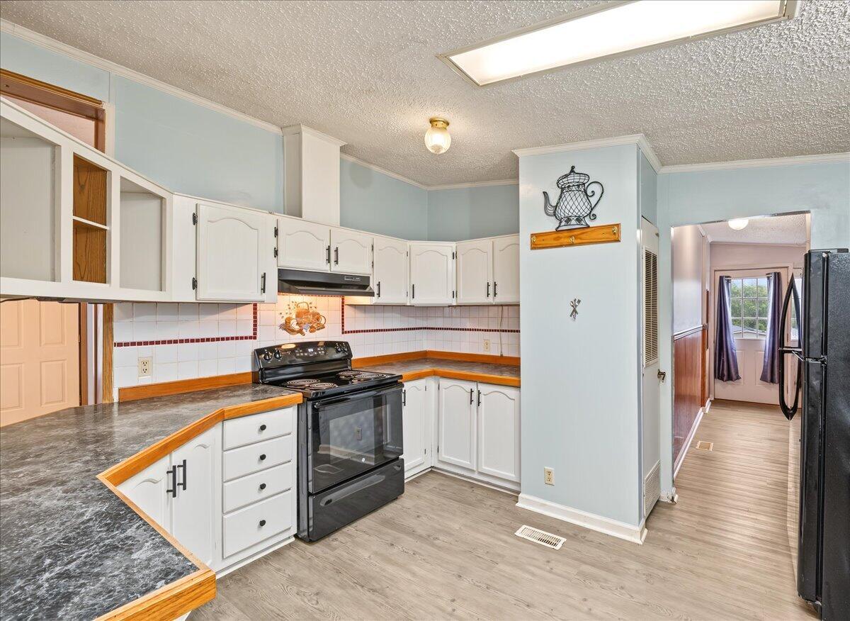 119 New Haven Road Property Photo 15
