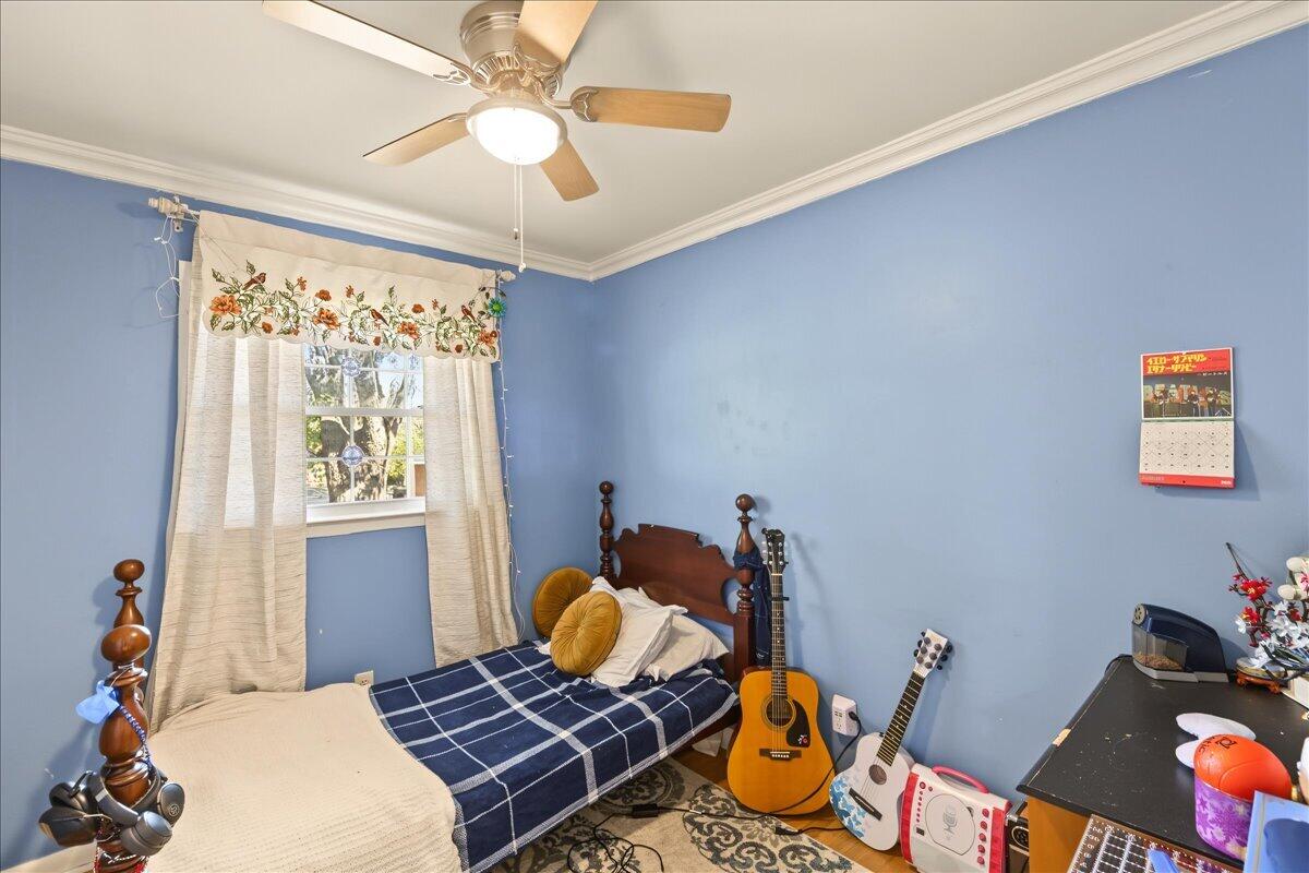 2437 Butternut Hill Court Property Photo 9