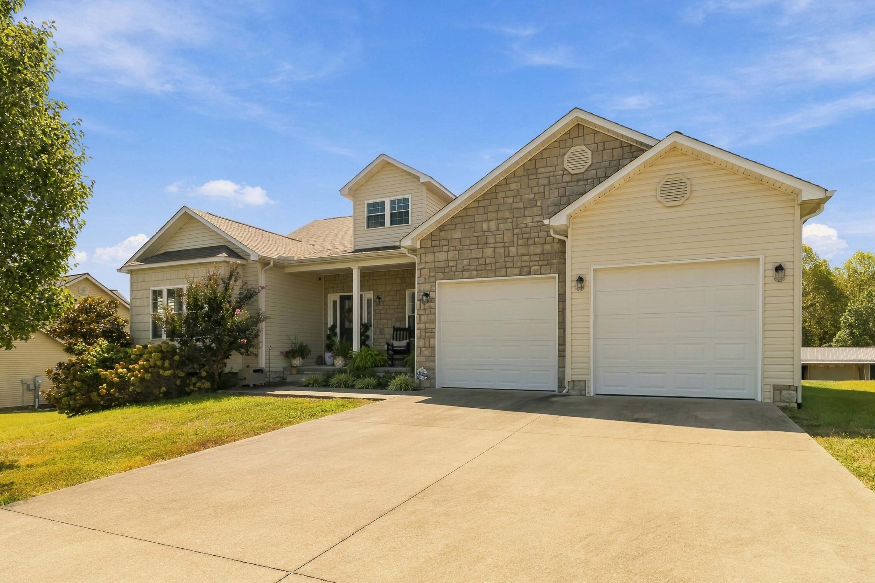 159 Cloyd Drive Property Photo 1