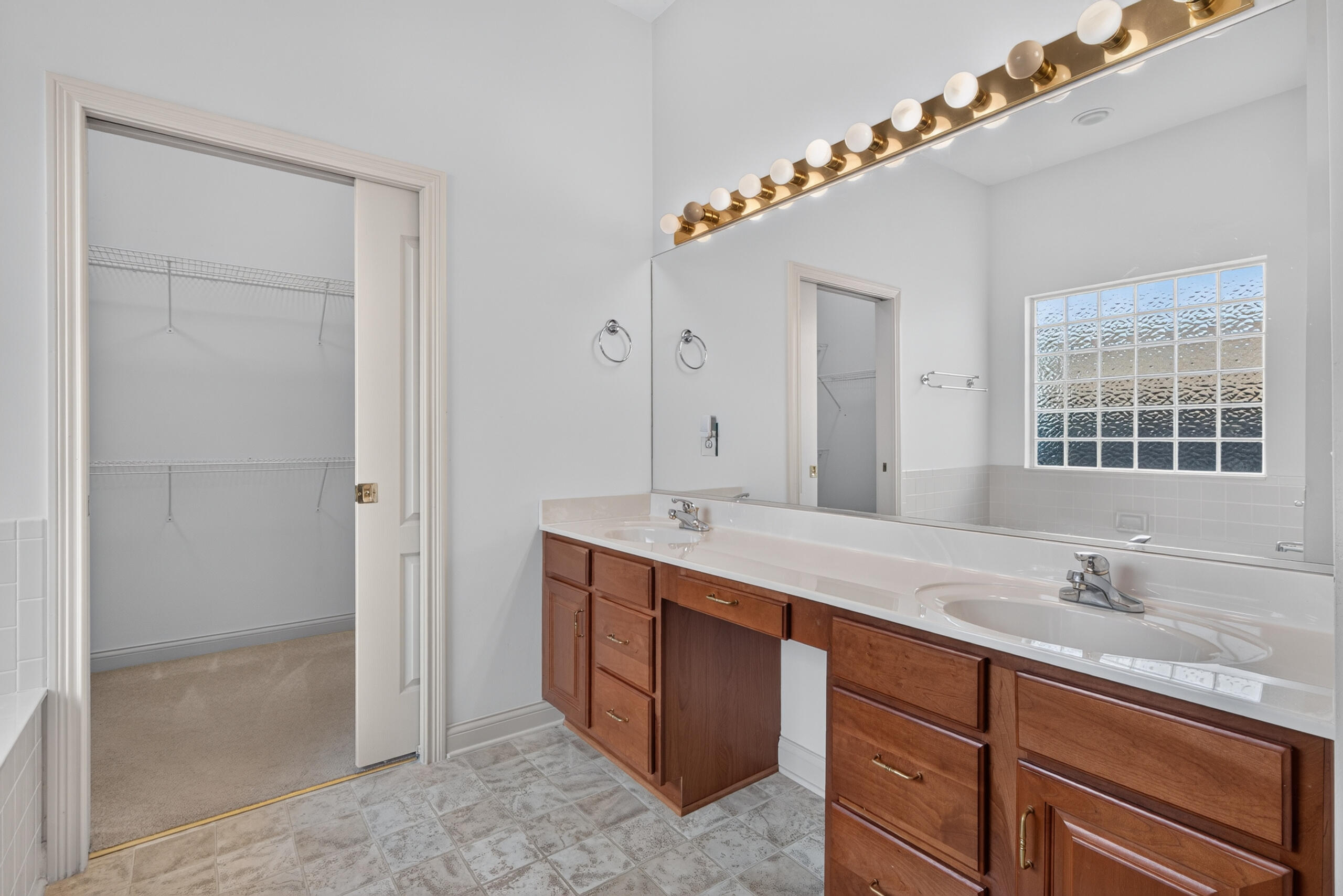 3233 Drayton Place Property Photo 20