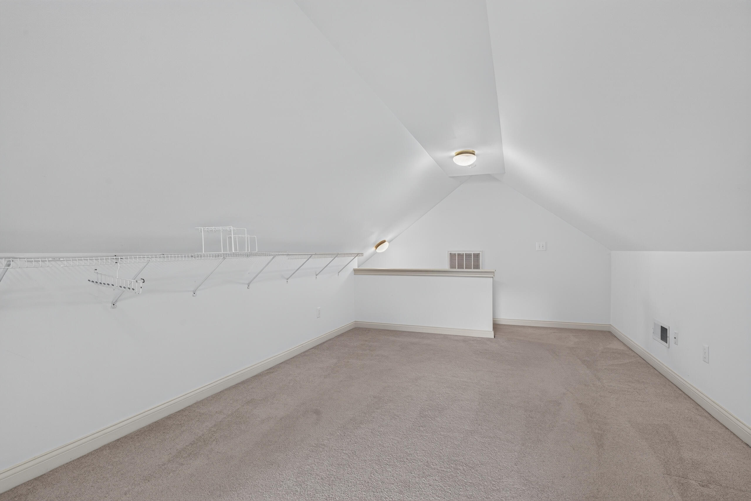 3233 Drayton Place Property Photo 32