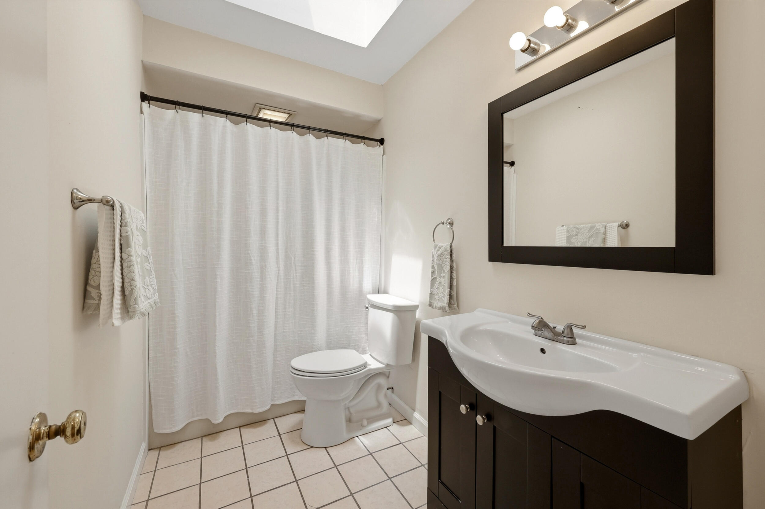 1877 Wickland Drive Property Photo 6