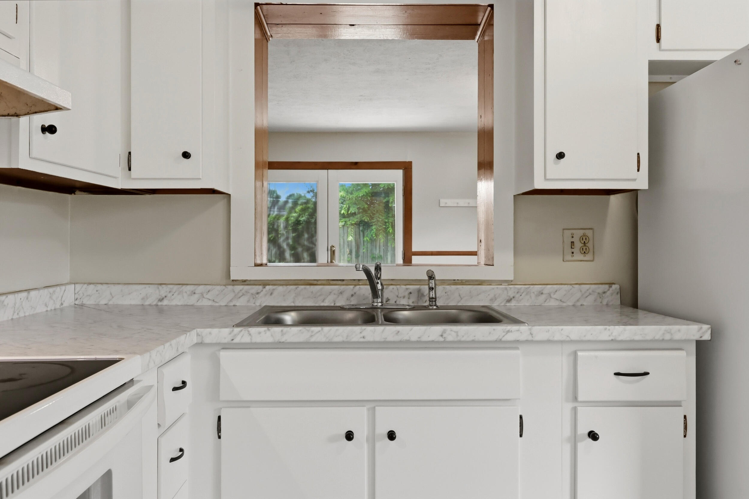 1877 Wickland Drive Property Photo 11