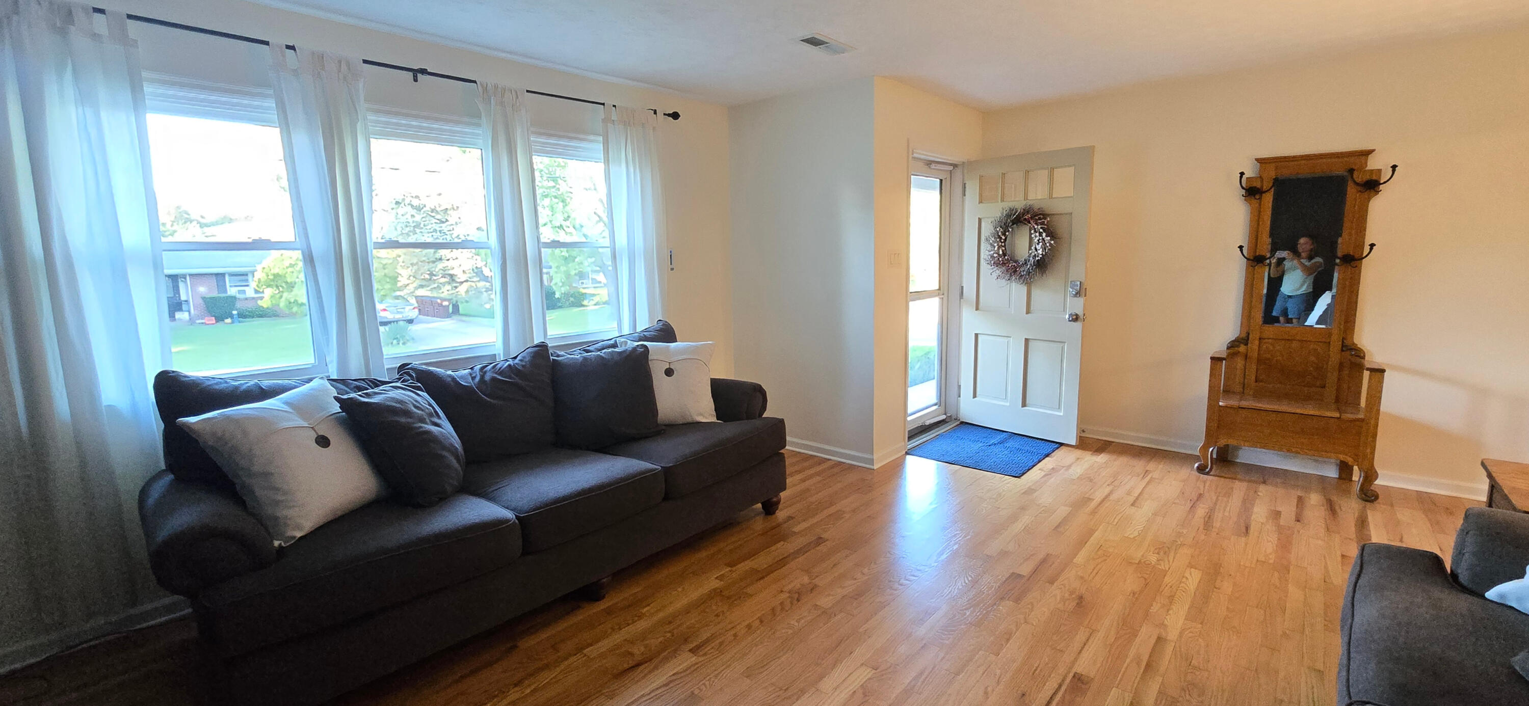 203 Overland Drive Property Photo 5