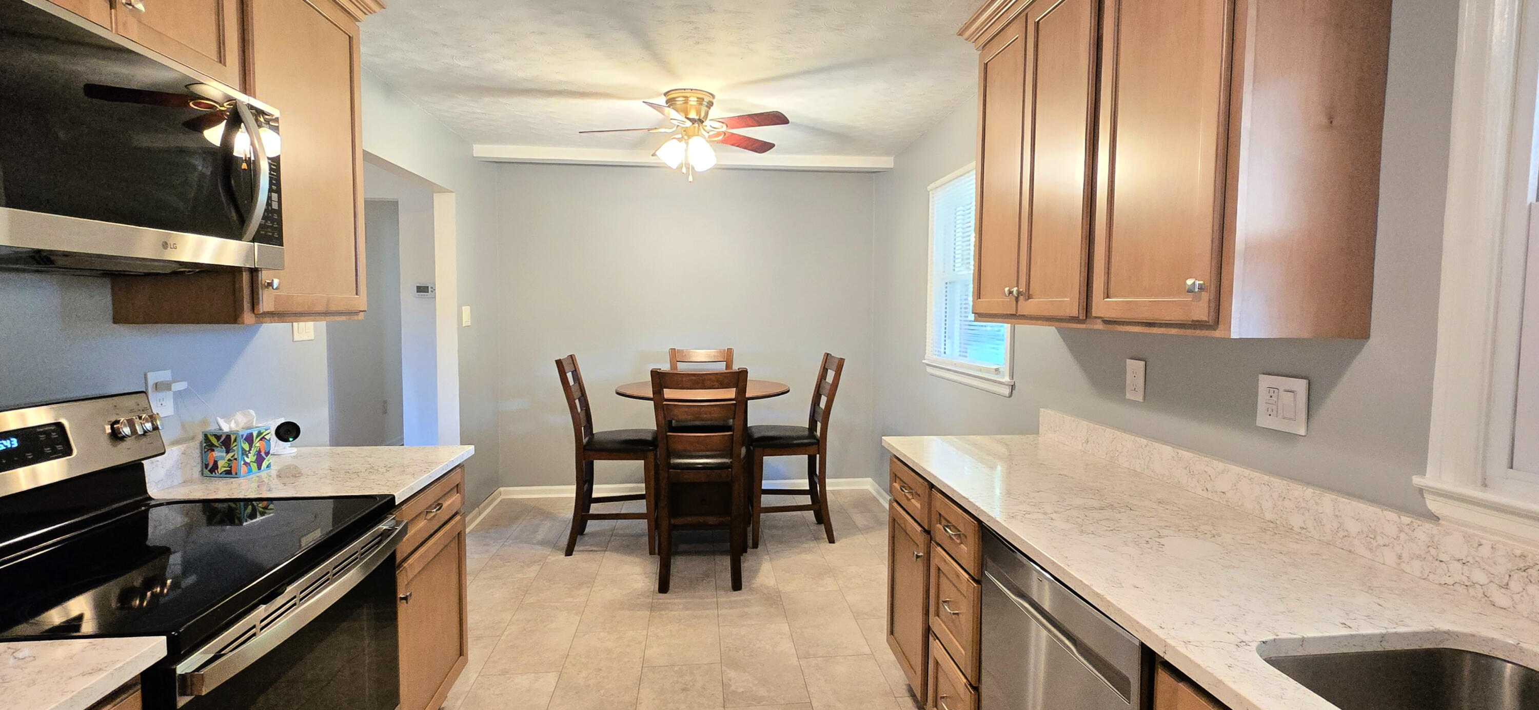 203 Overland Drive Property Photo 11