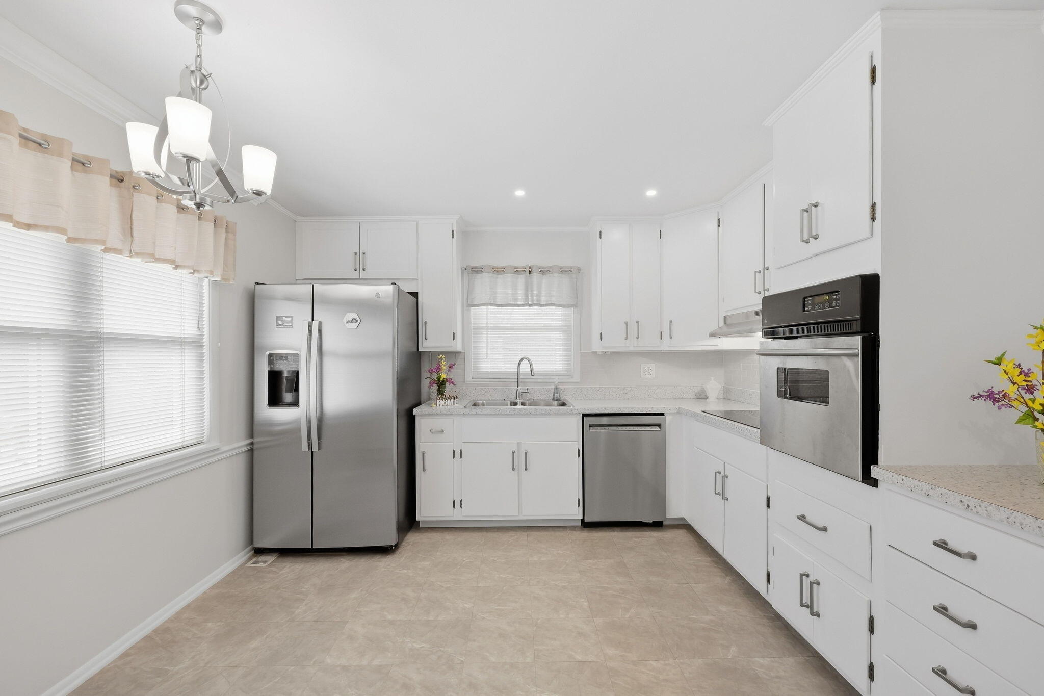 2412 Reims Road Property Photo 13